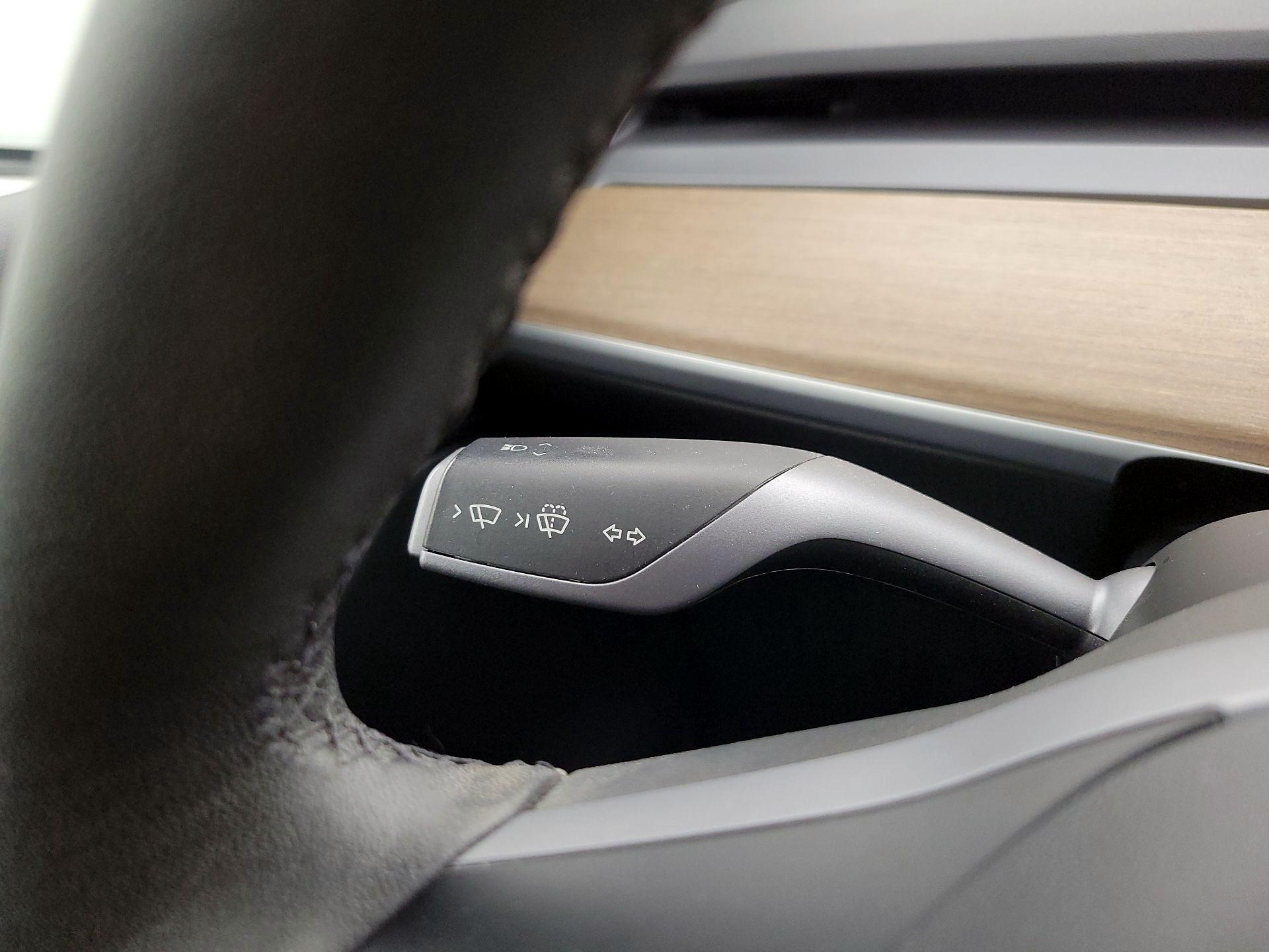 Thumbnail: 2022 Tesla Model Y - 13