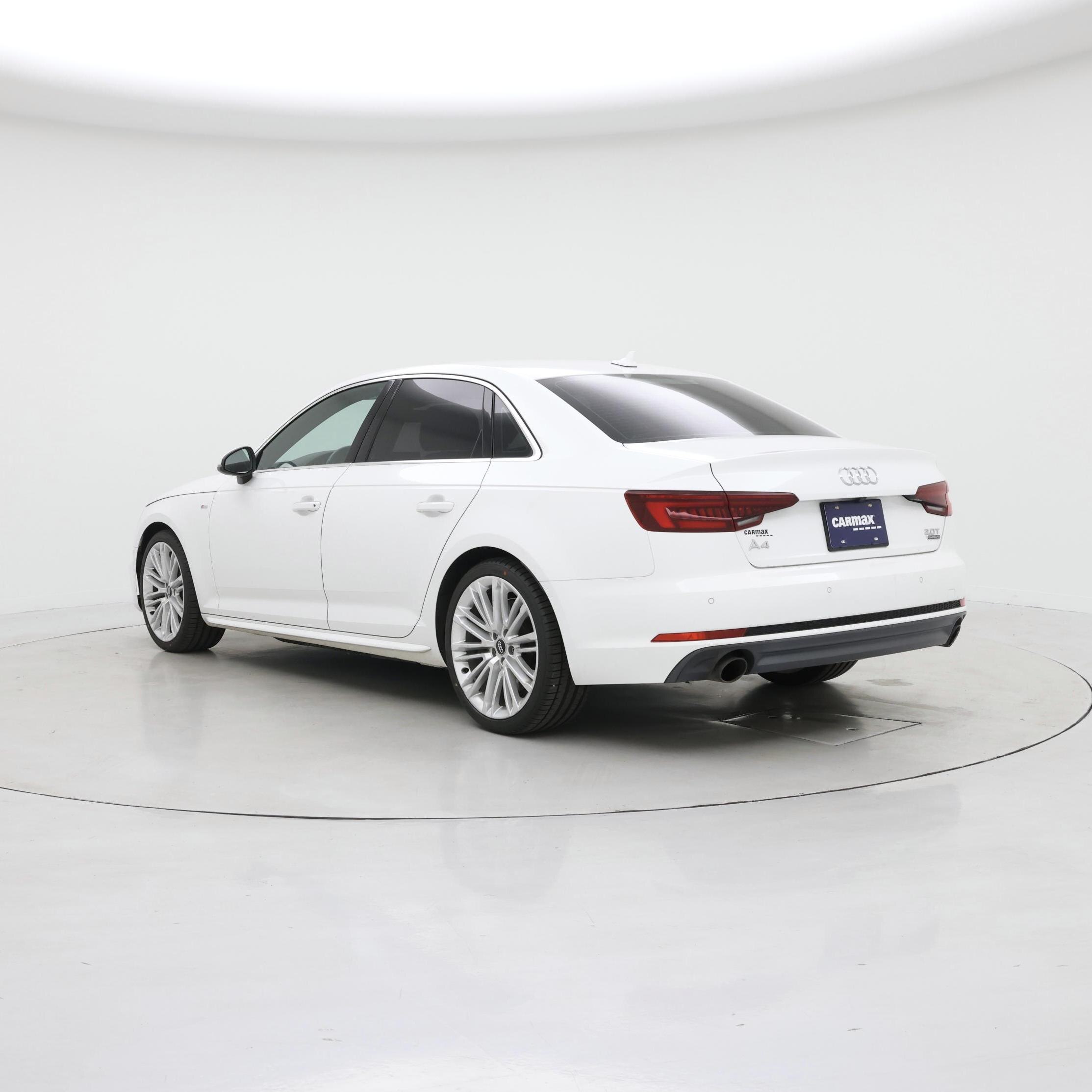 Thumbnail: 2018 Audi A4 - 2