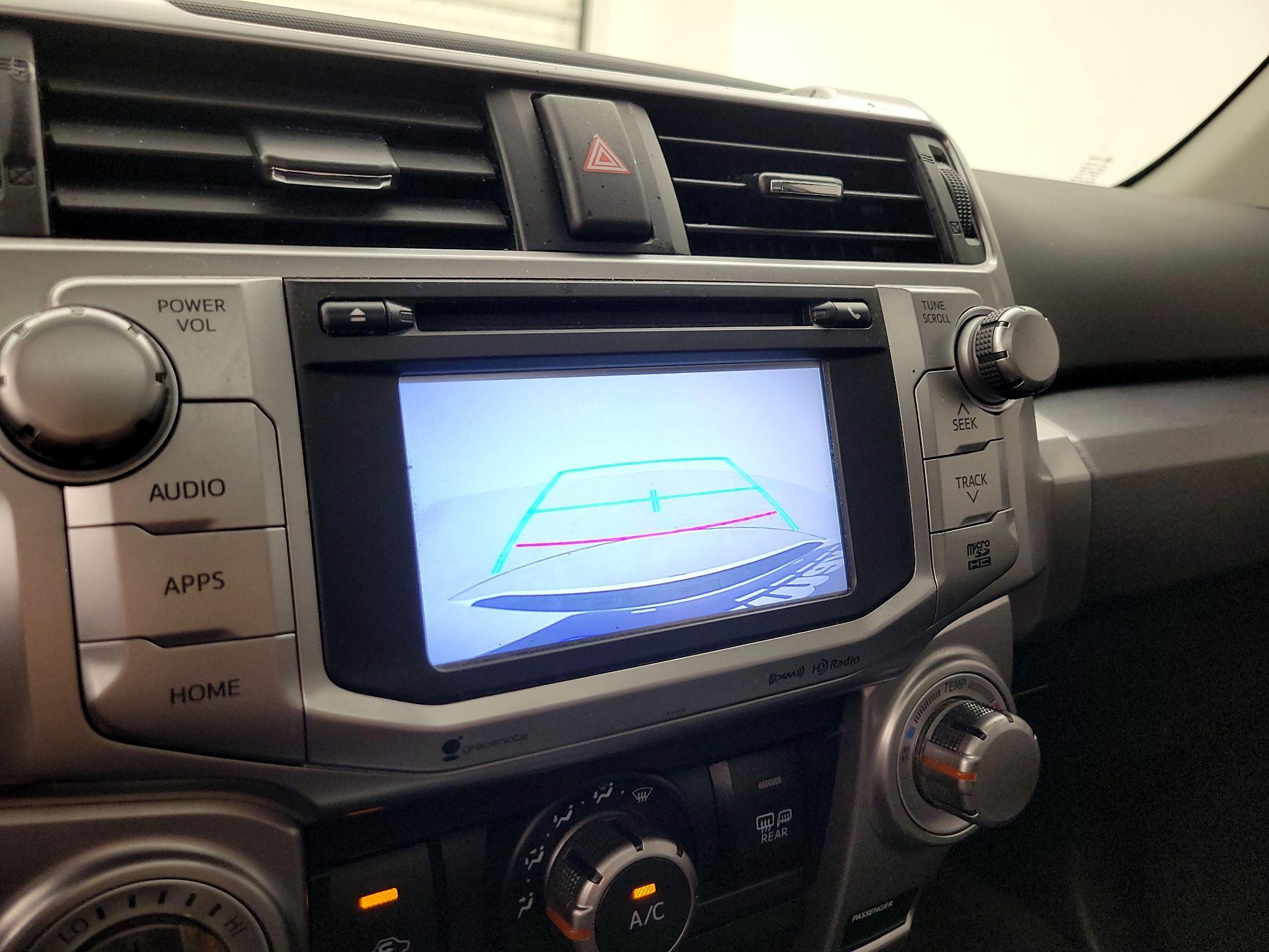Thumbnail: 2019 Toyota 4Runner - 15