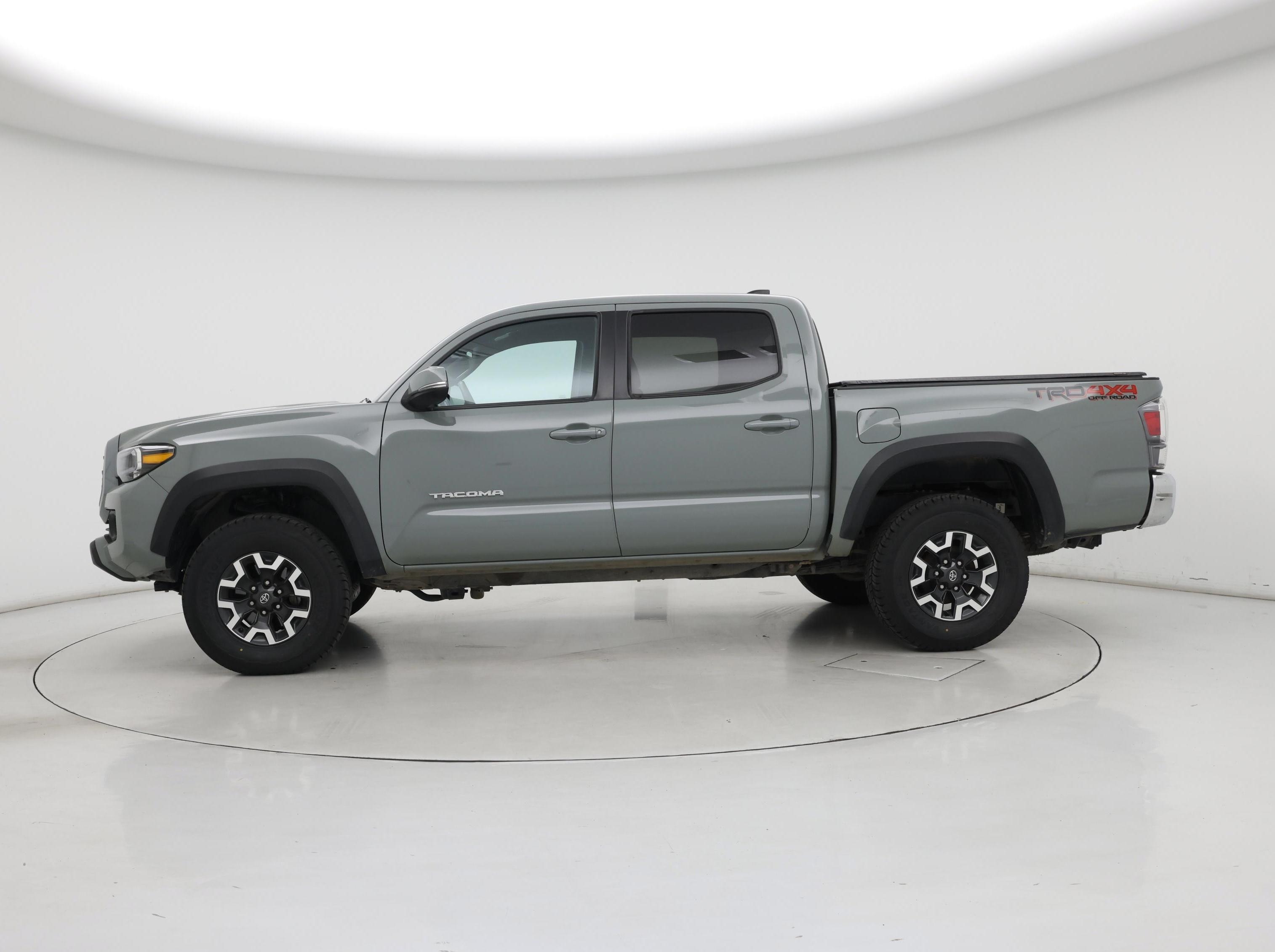 Thumbnail: 2023 Toyota Tacoma - 3