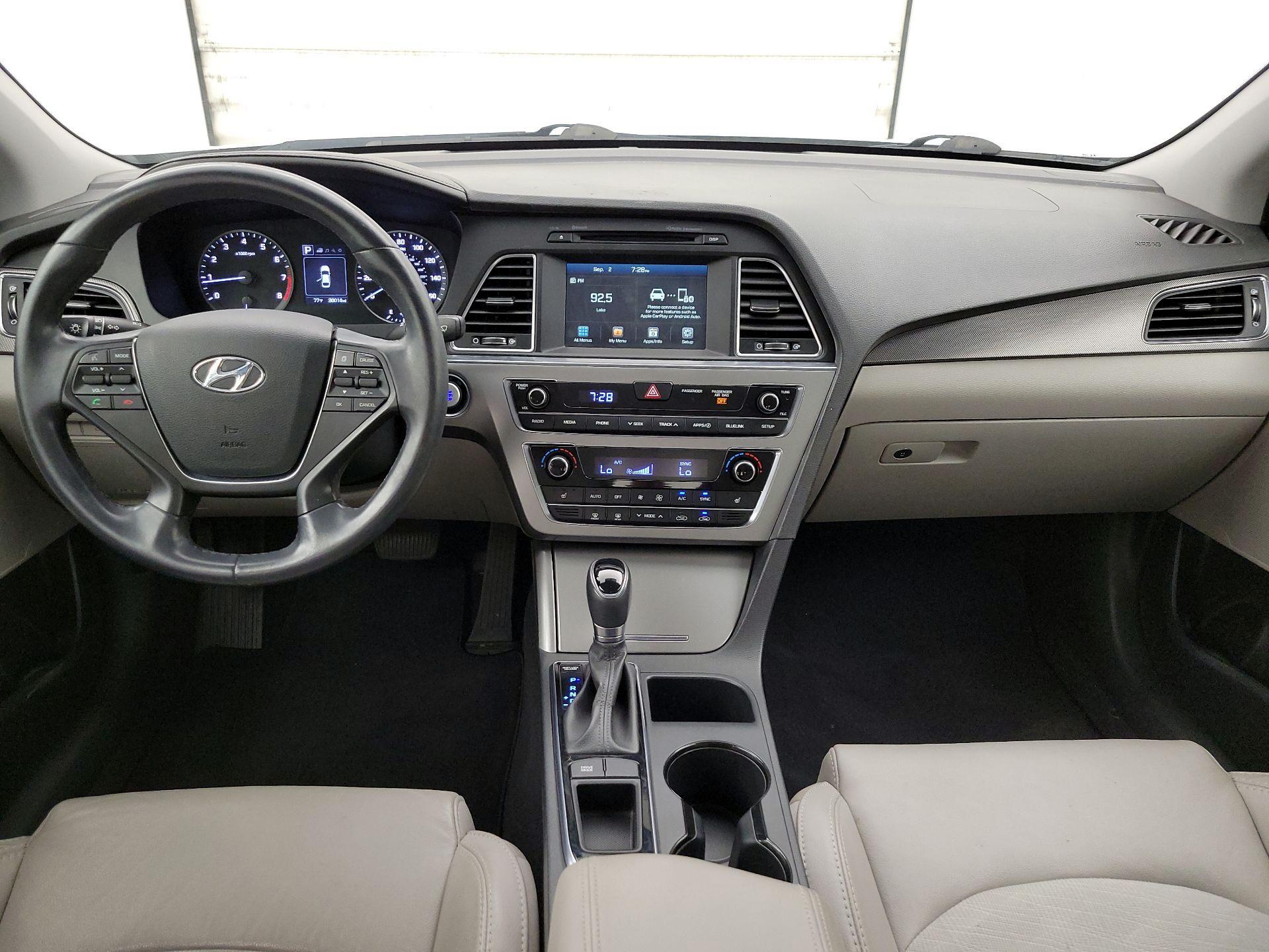 Thumbnail: 2016 Hyundai Sonata - 9