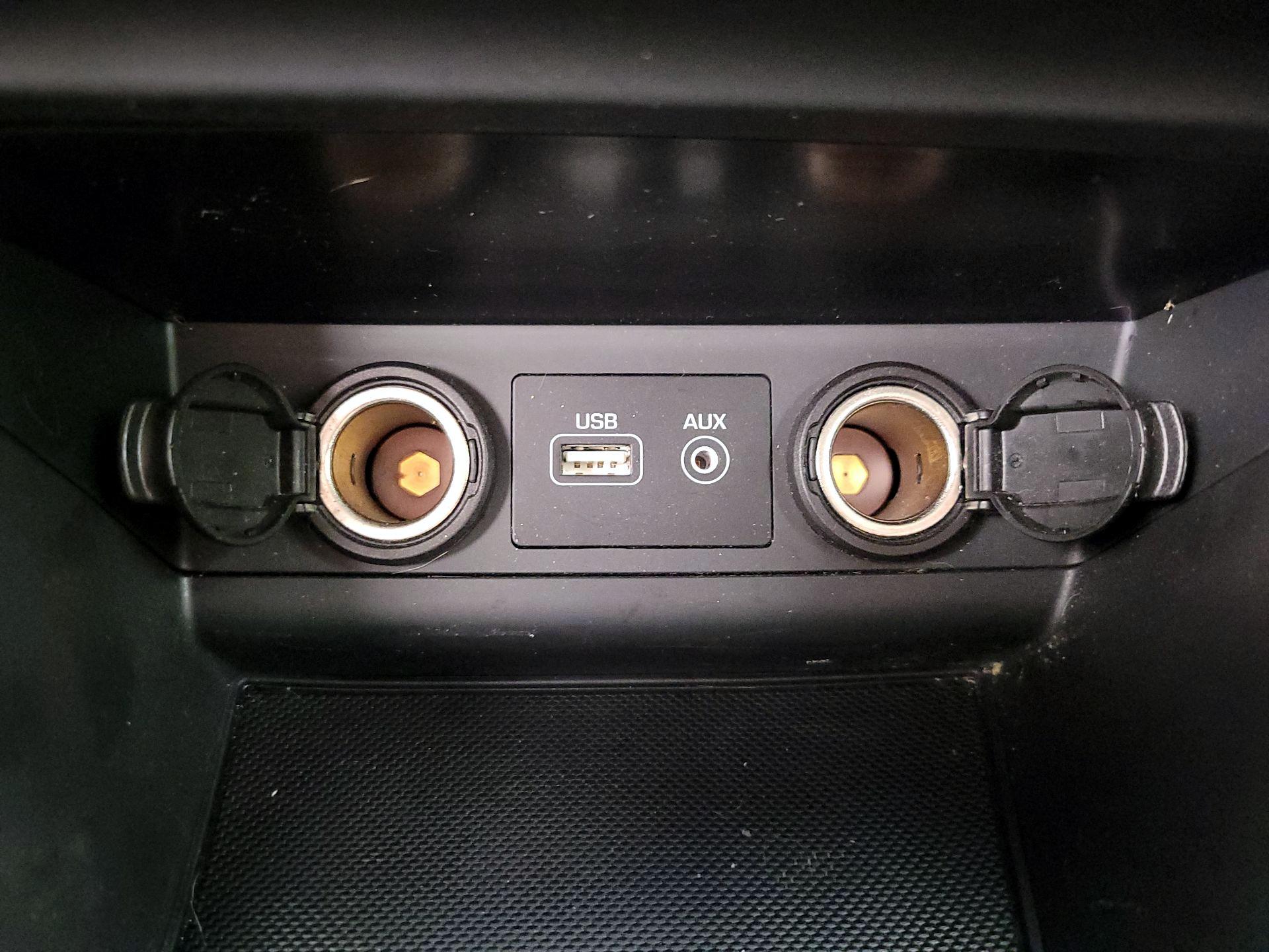 Thumbnail: 2016 Hyundai Sonata - 18