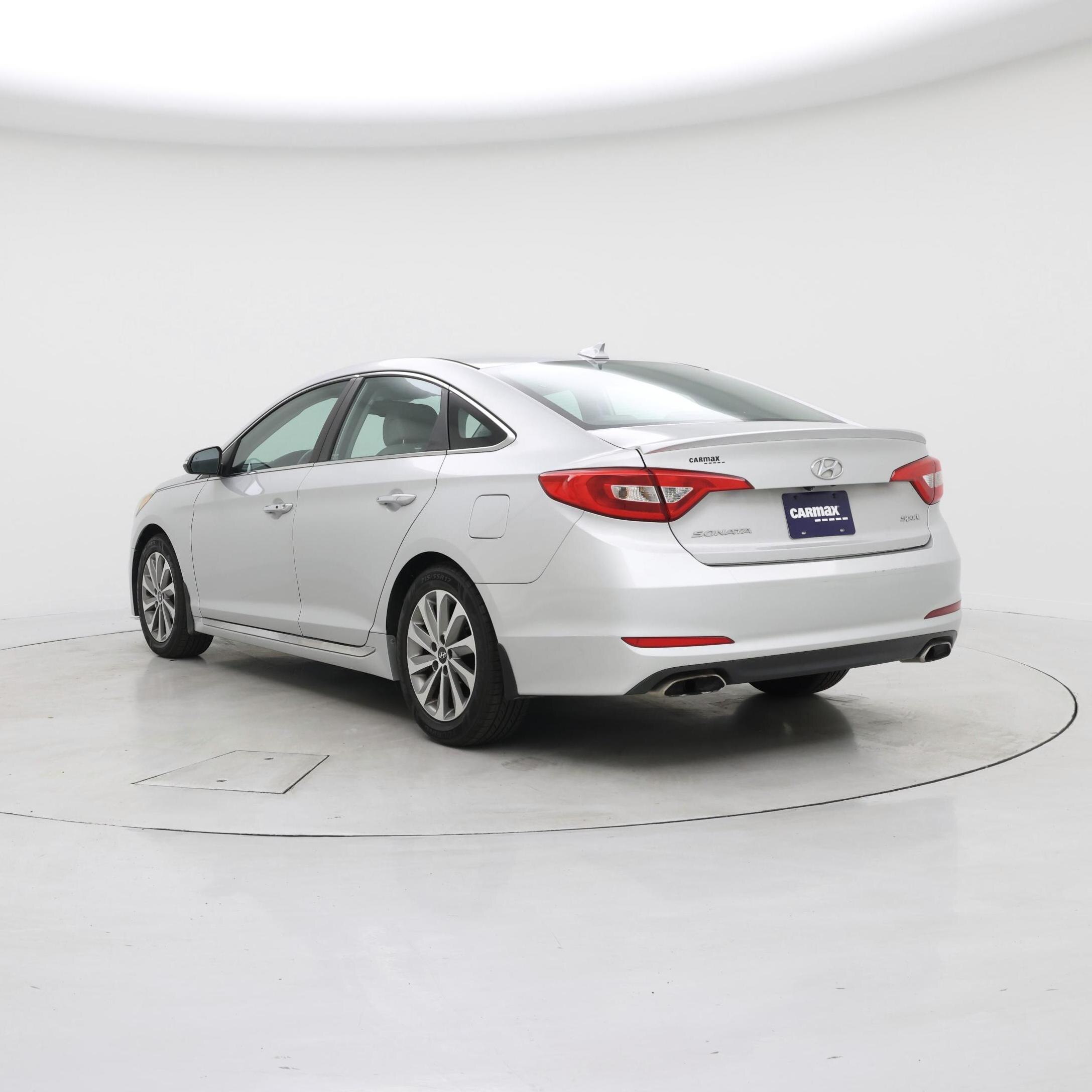 Thumbnail: 2016 Hyundai Sonata - 2