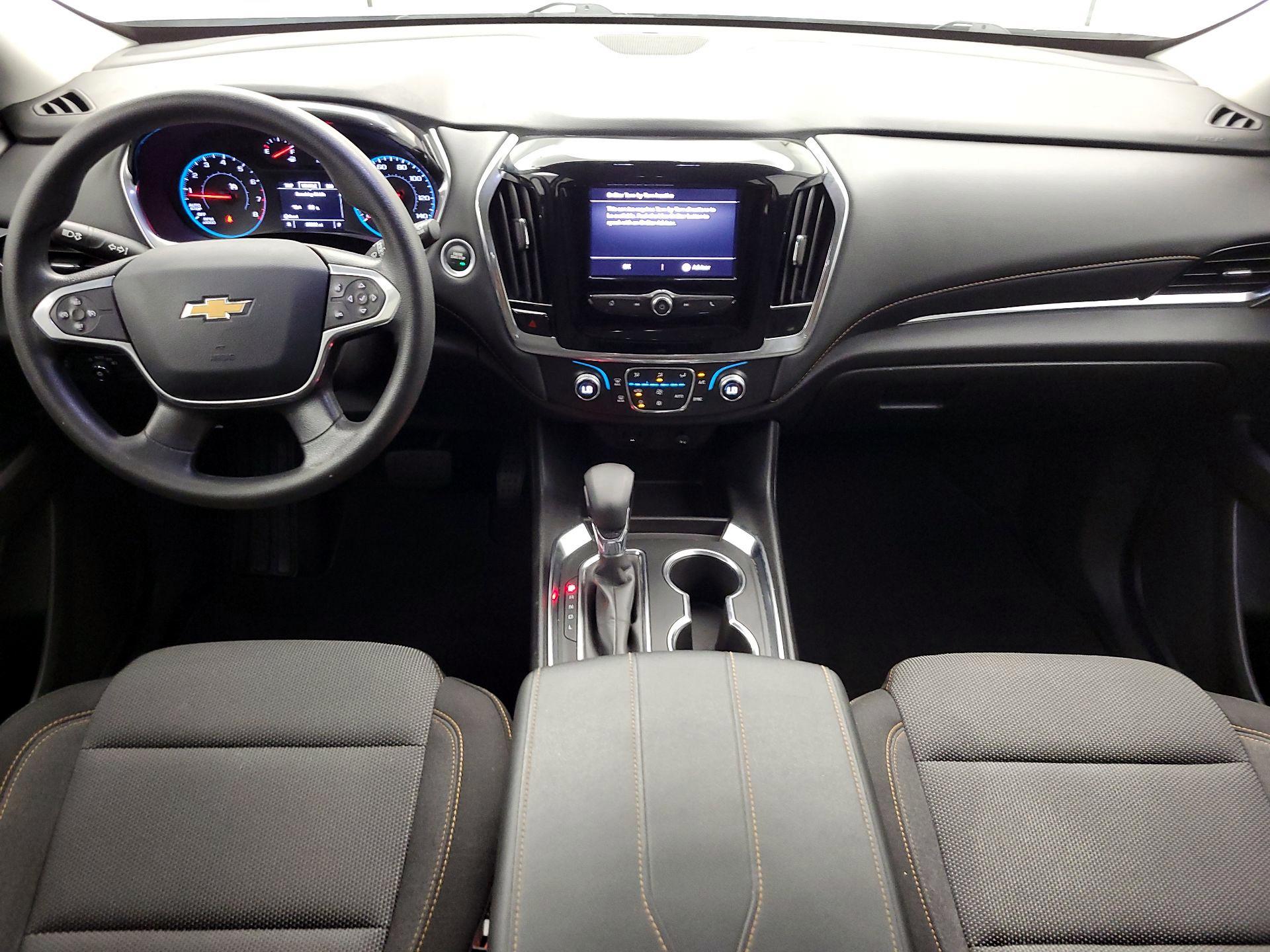 Thumbnail: 2021 Chevrolet Traverse - 9