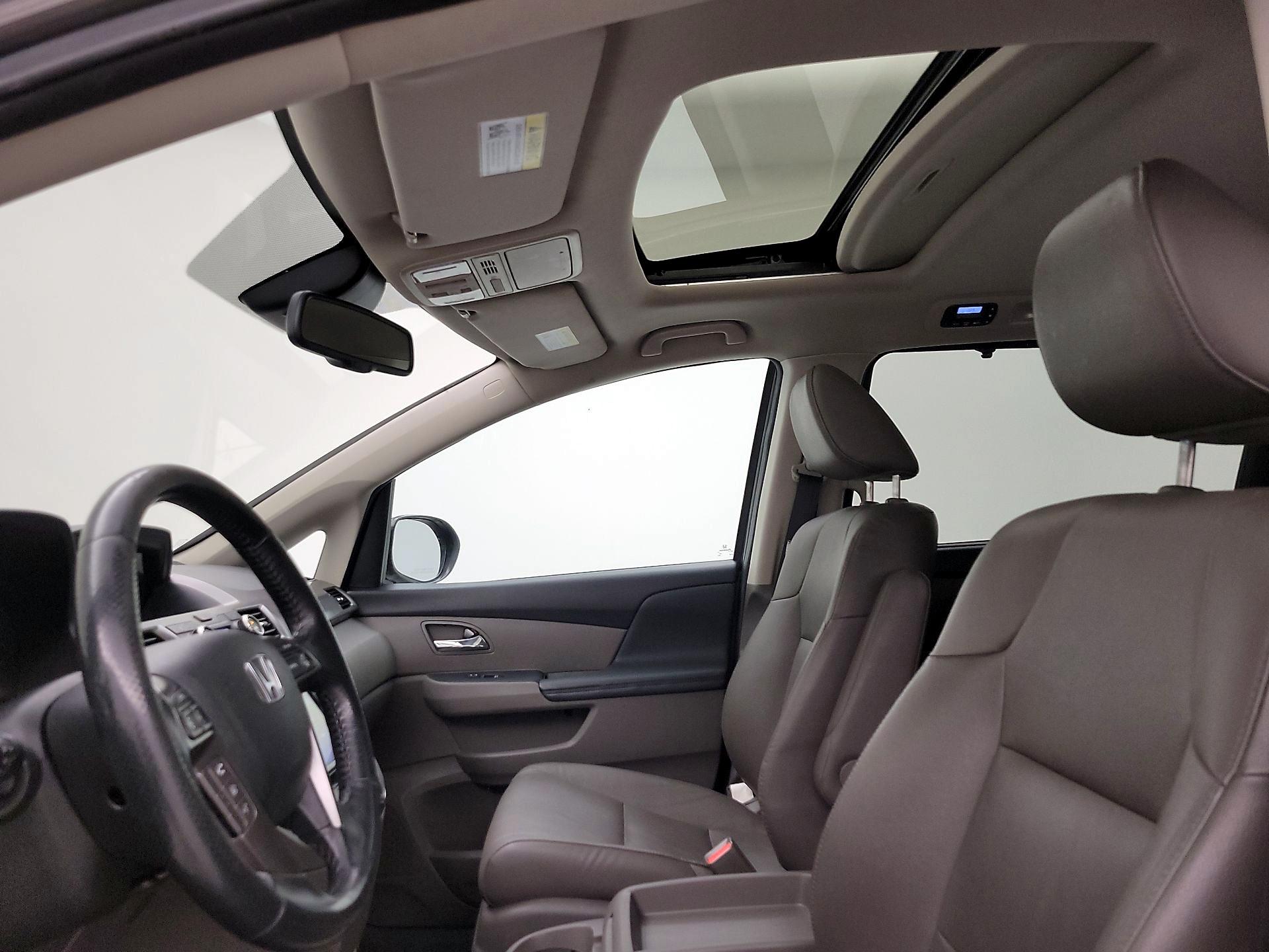 Thumbnail: 2015 Honda Odyssey - 20