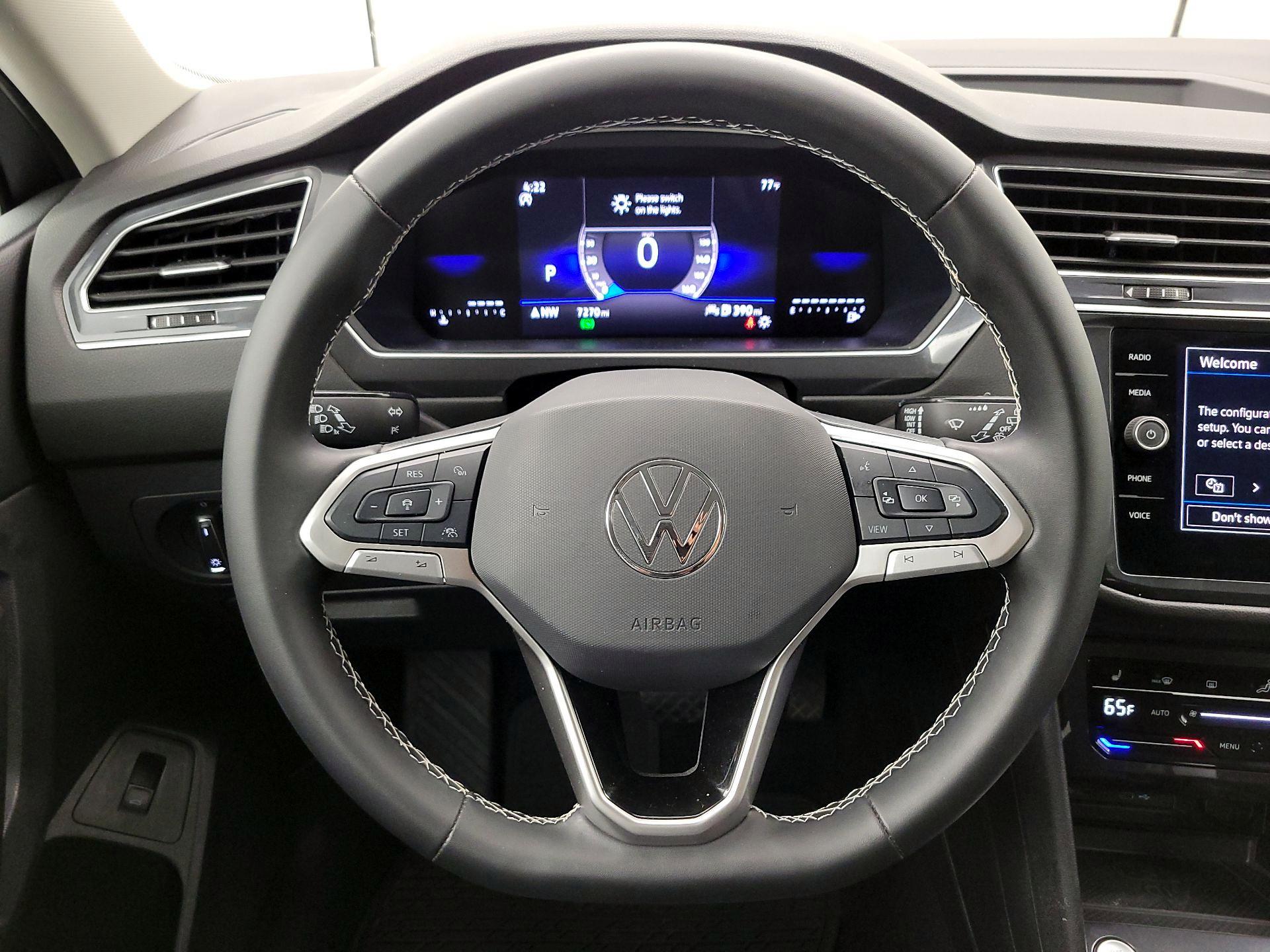 Thumbnail: 2024 Volkswagen Tiguan - 10