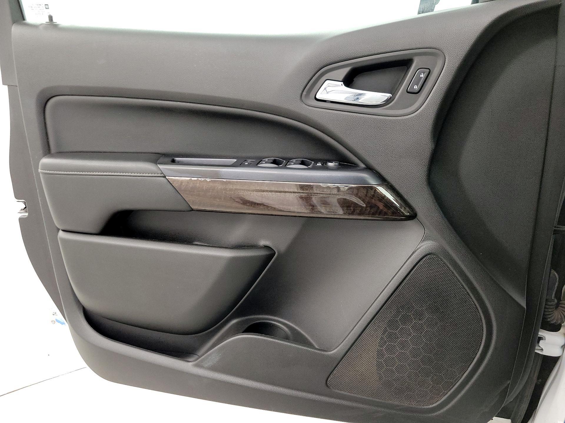 Thumbnail: 2016 GMC Canyon - 12