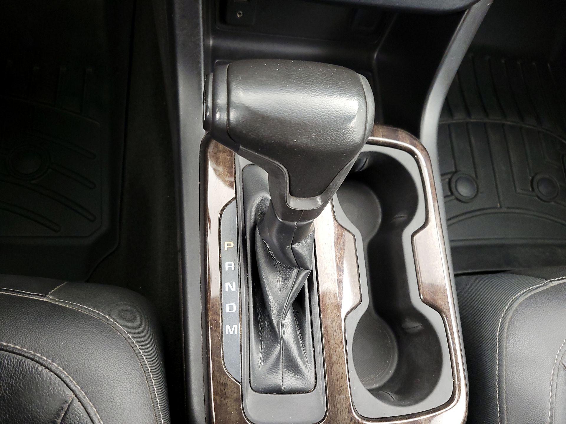 Thumbnail: 2016 GMC Canyon - 17