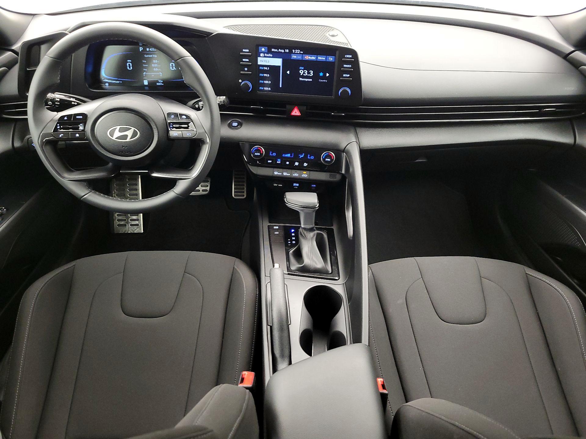 Thumbnail: 2025 Hyundai Elantra - 9