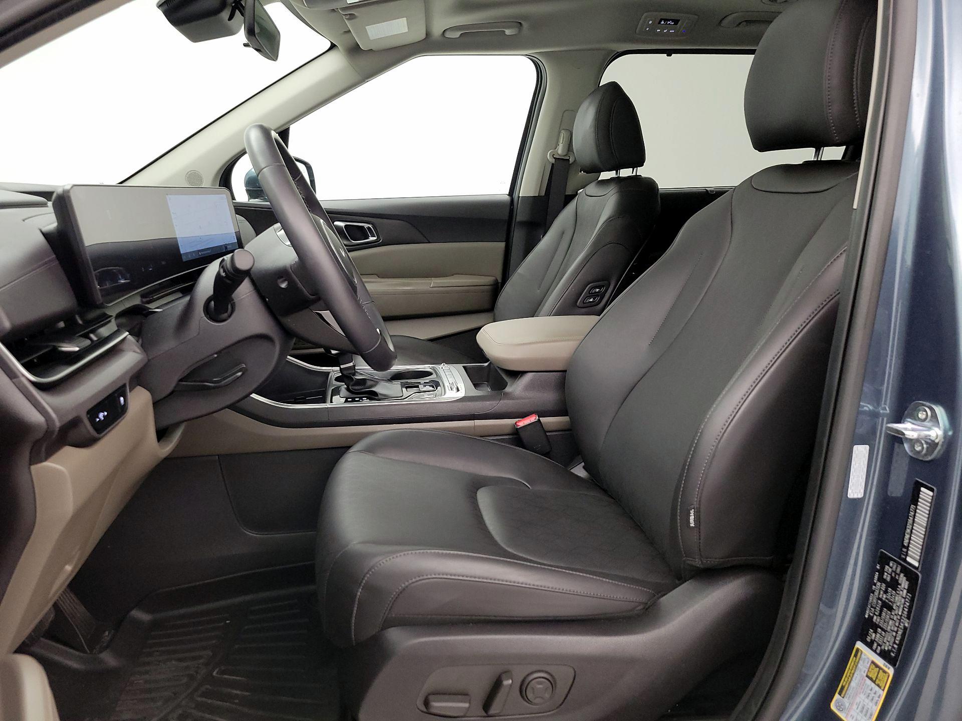 Thumbnail: 2025 Kia Carnival - 11