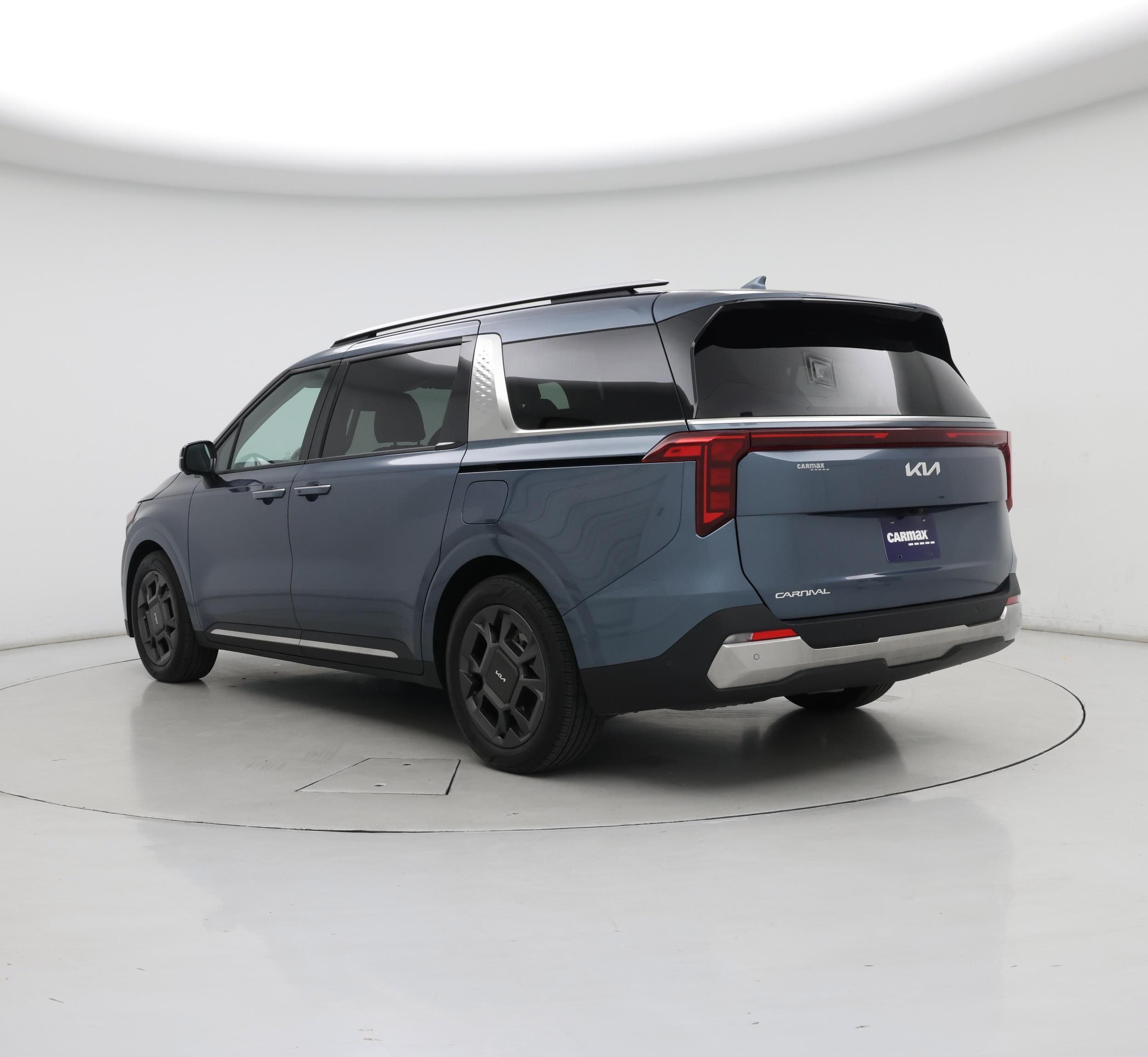 Thumbnail: 2025 Kia Carnival - 2