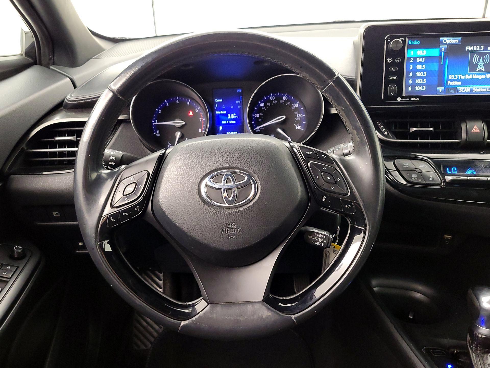 Thumbnail: 2018 Toyota C-HR - 10
