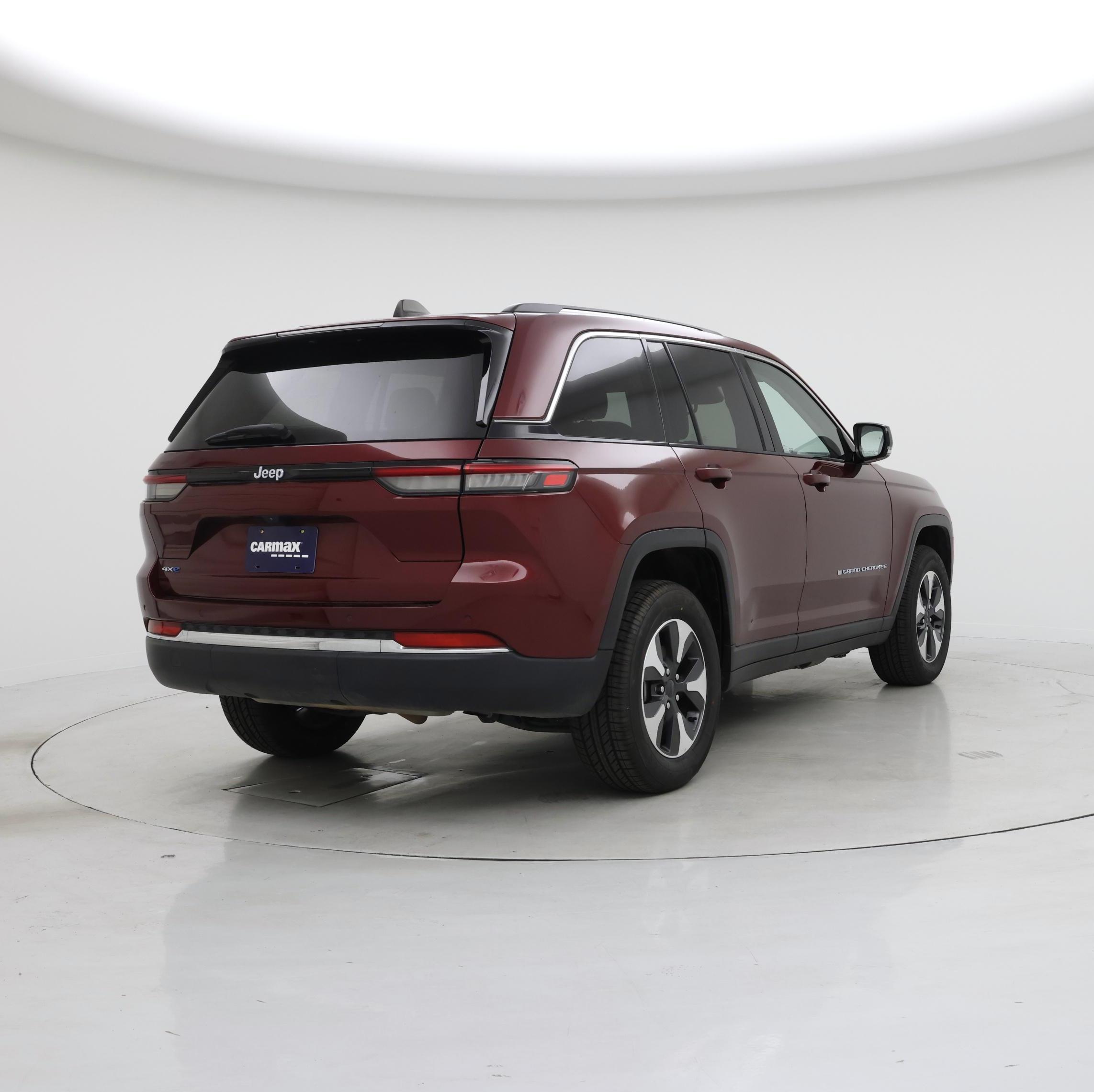 Thumbnail: 2023 Jeep Grand Cherokee - 8