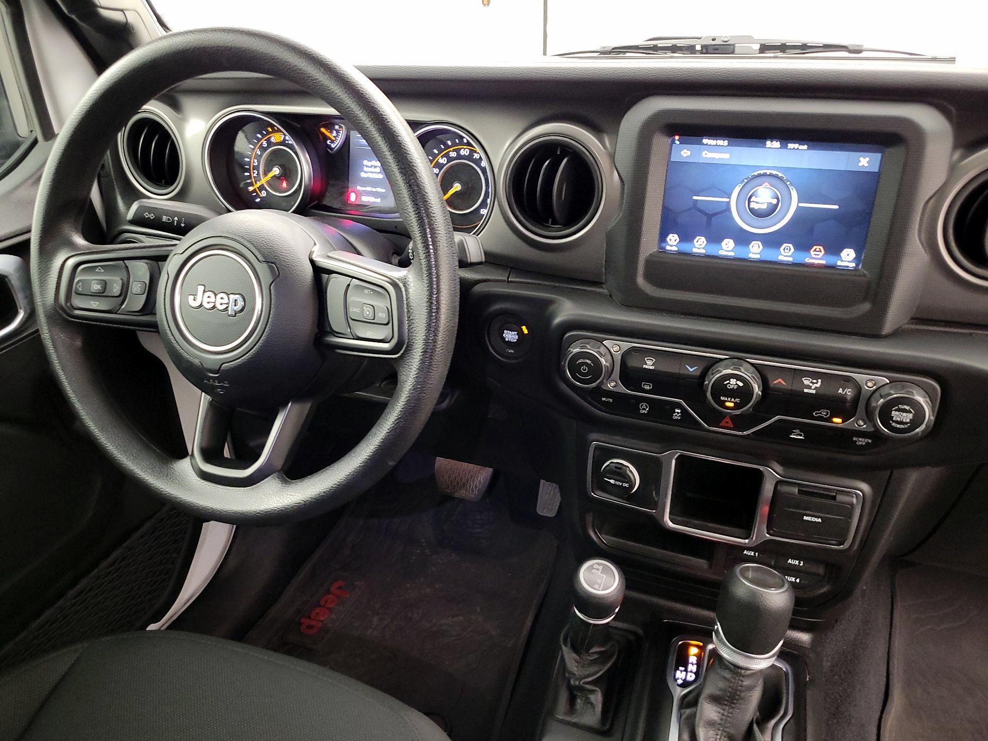 Thumbnail: 2023 Jeep Wrangler - 9