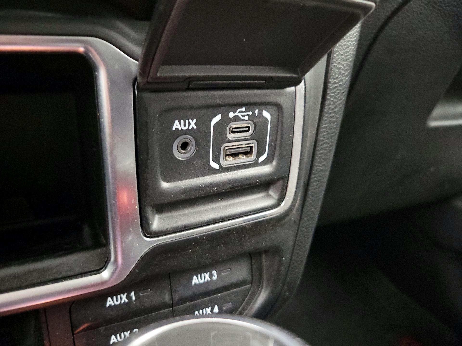Thumbnail: 2023 Jeep Wrangler - 18