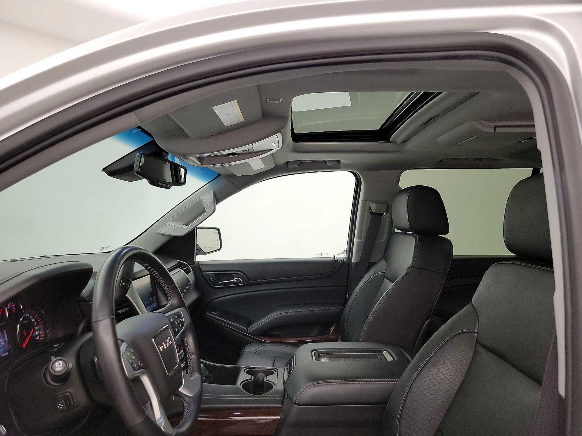 Thumbnail: 2016 GMC Yukon XL - 20