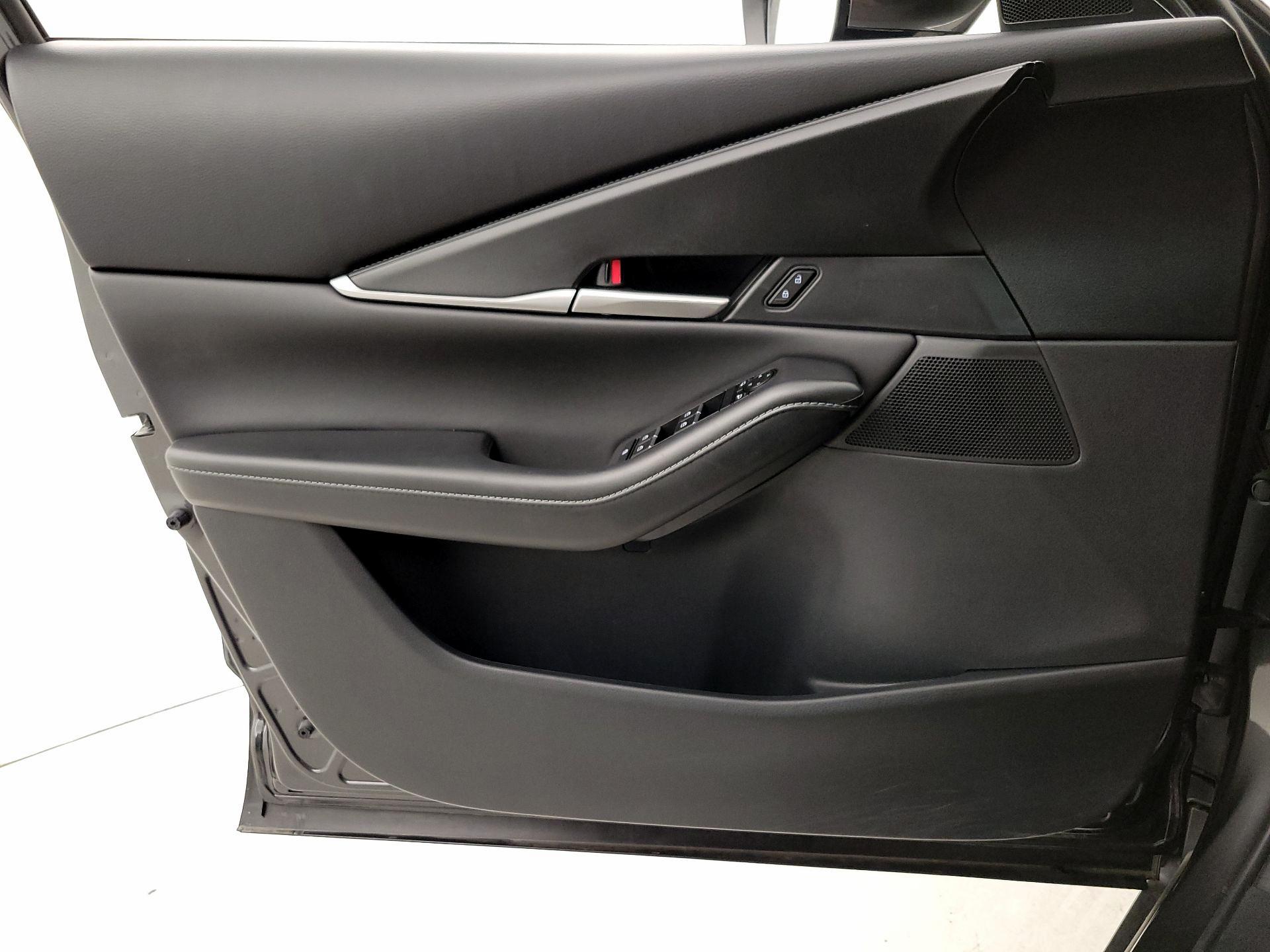 Thumbnail: 2023 Mazda CX-30 - 12