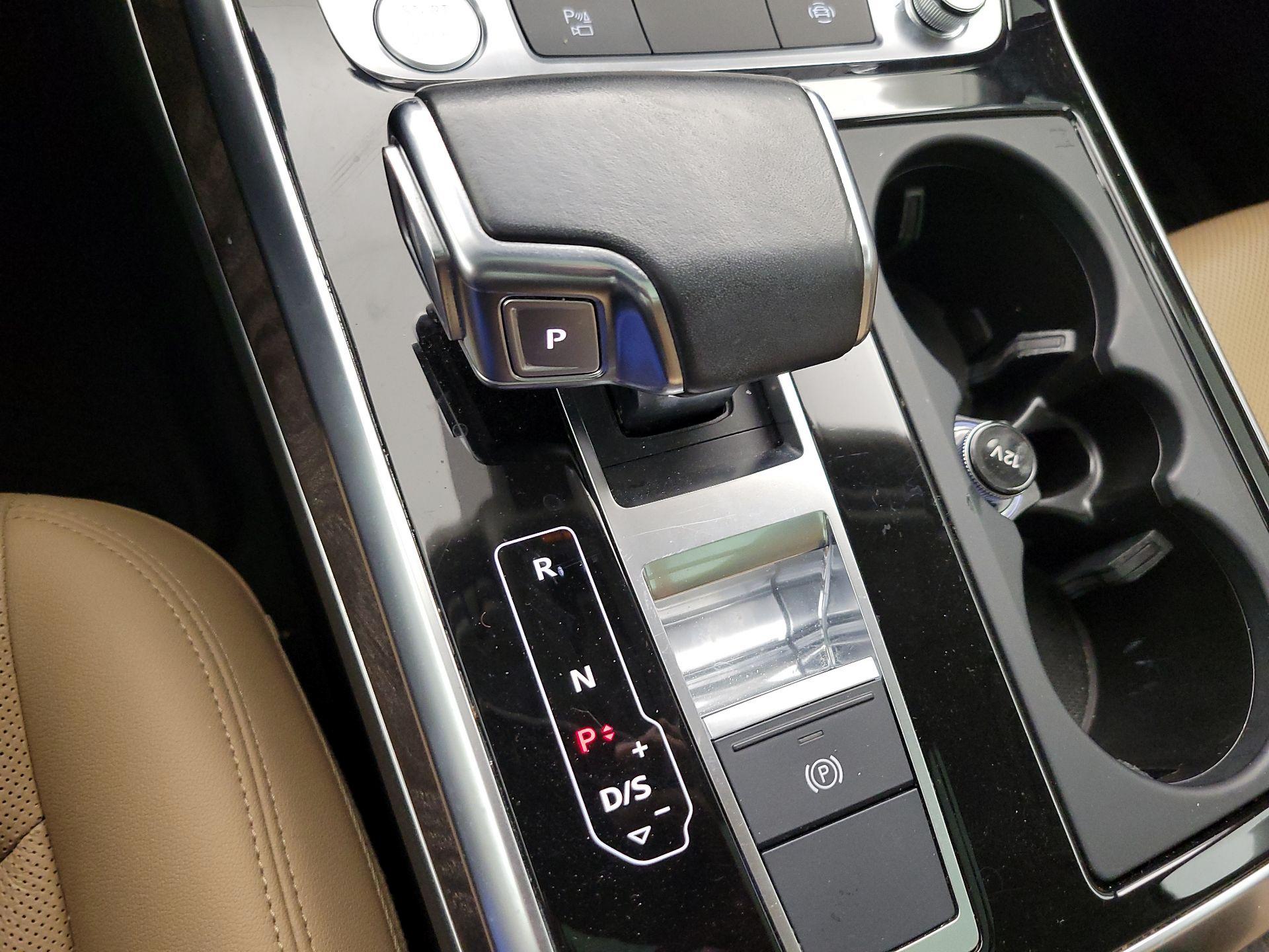 Thumbnail: 2020 Audi Q7 - 18