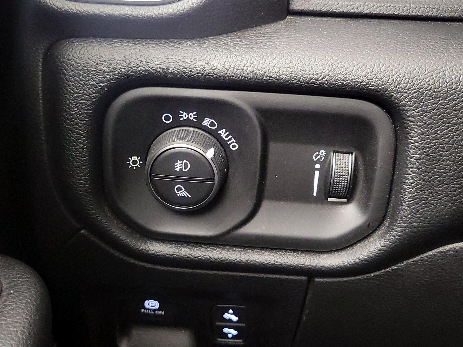 Thumbnail: 2020 RAM 1500 - 13
