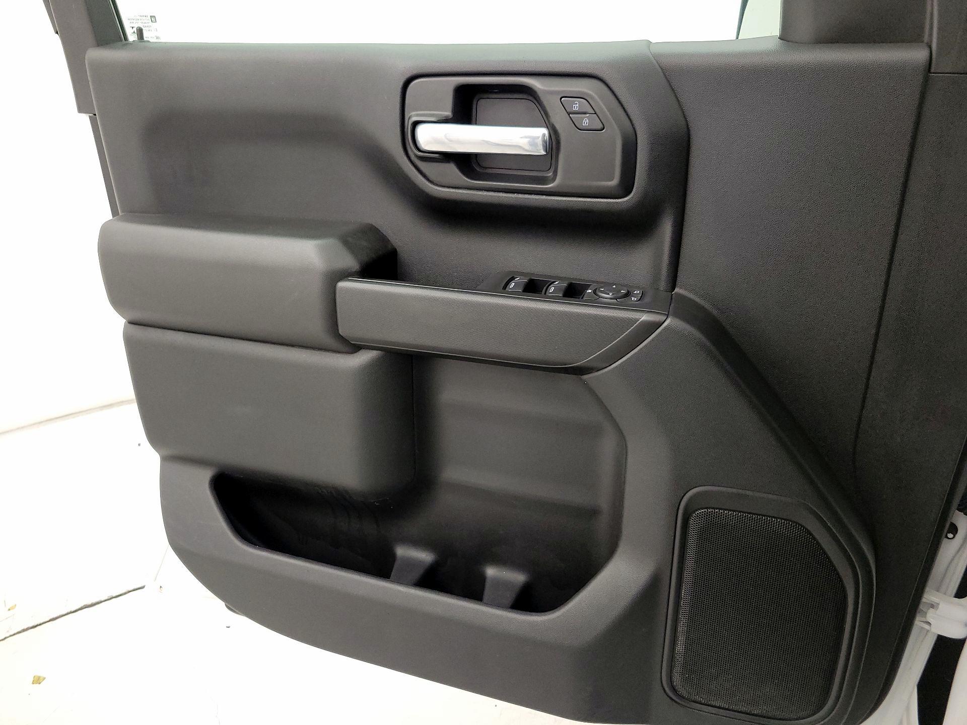 Thumbnail: 2021 Chevrolet Silverado 1500 - 12