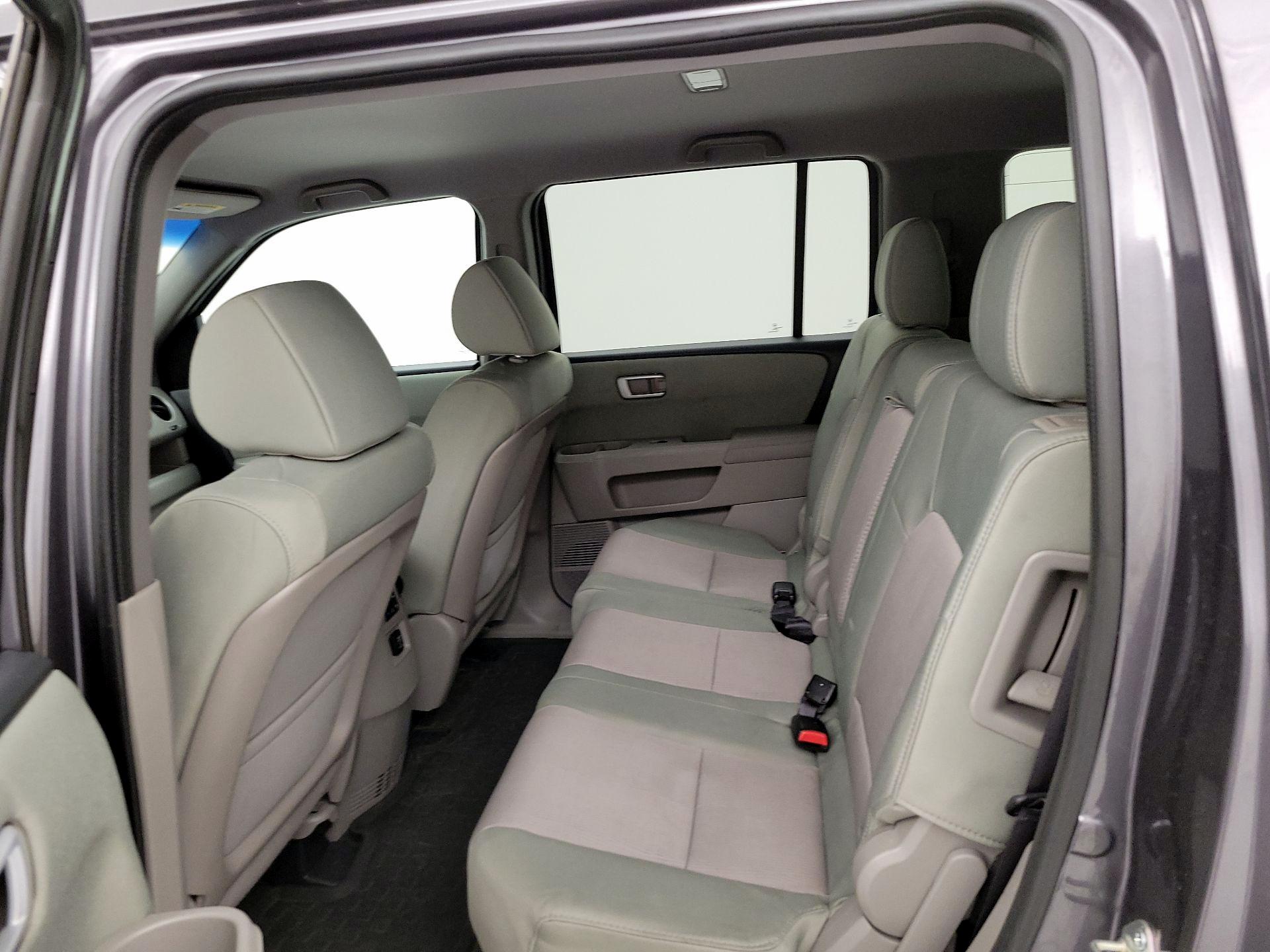 Thumbnail: 2015 Honda Pilot - 19