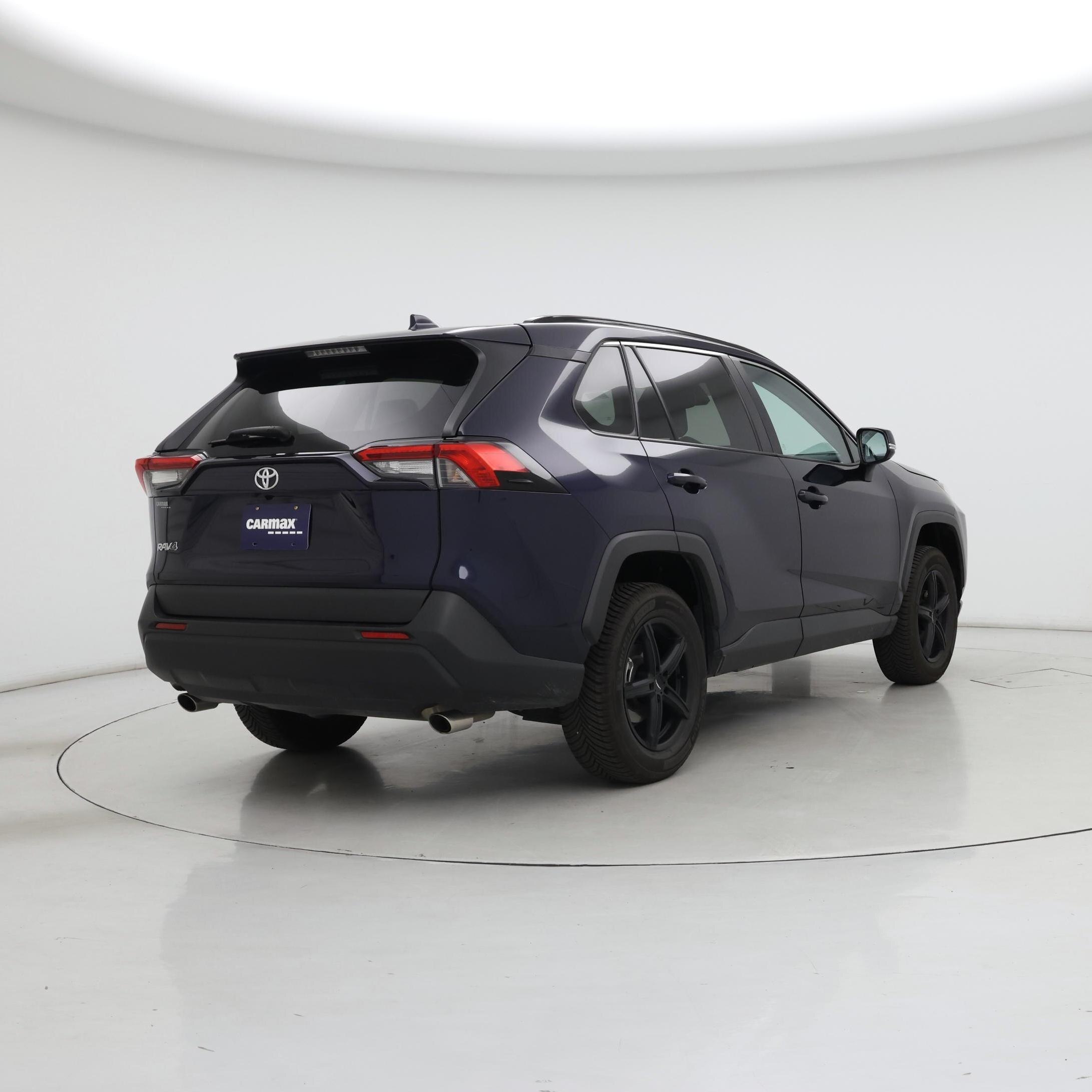 Thumbnail: 2022 Toyota RAV4 - 8