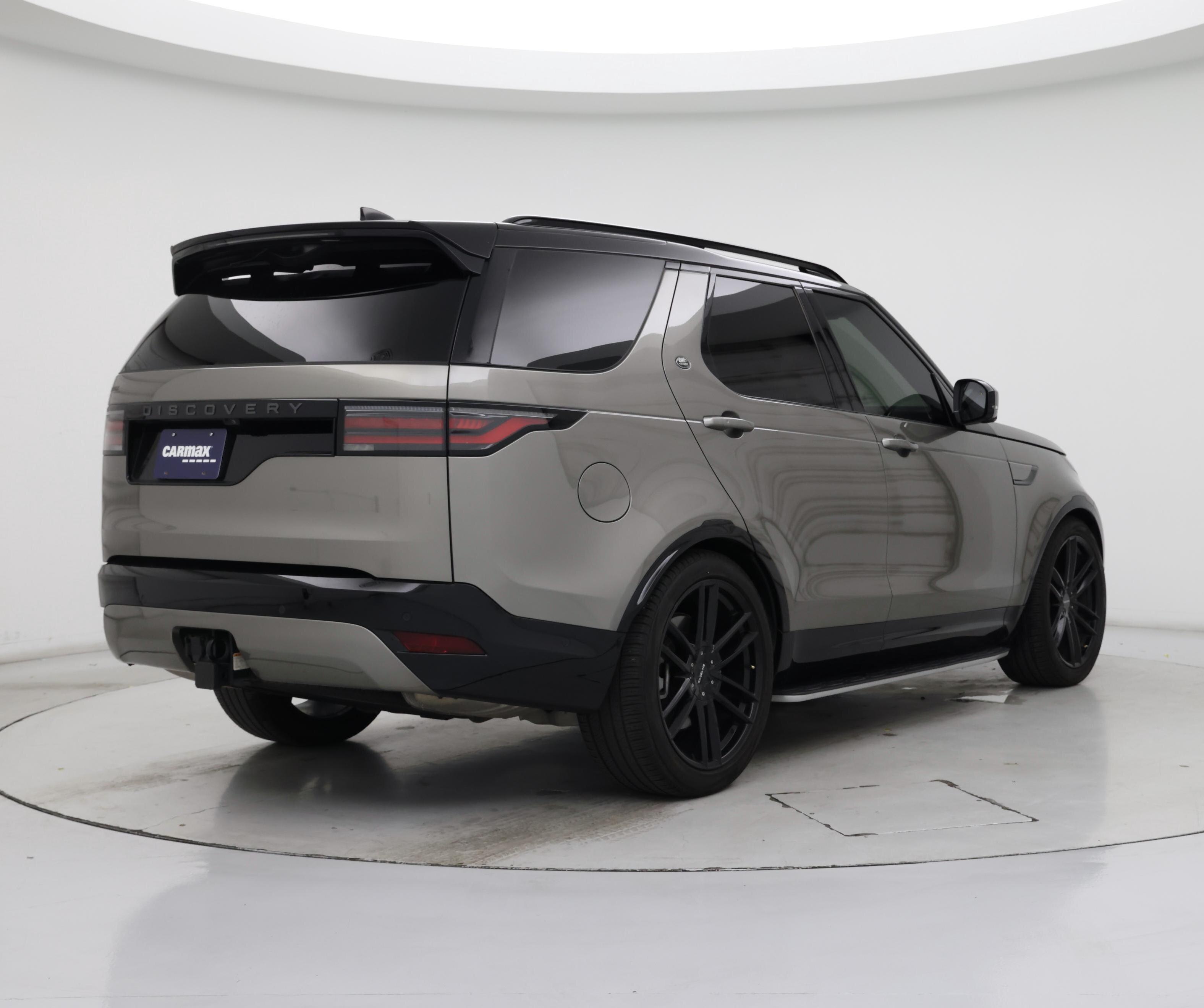 Thumbnail: 2024 Land Rover Discovery - 8