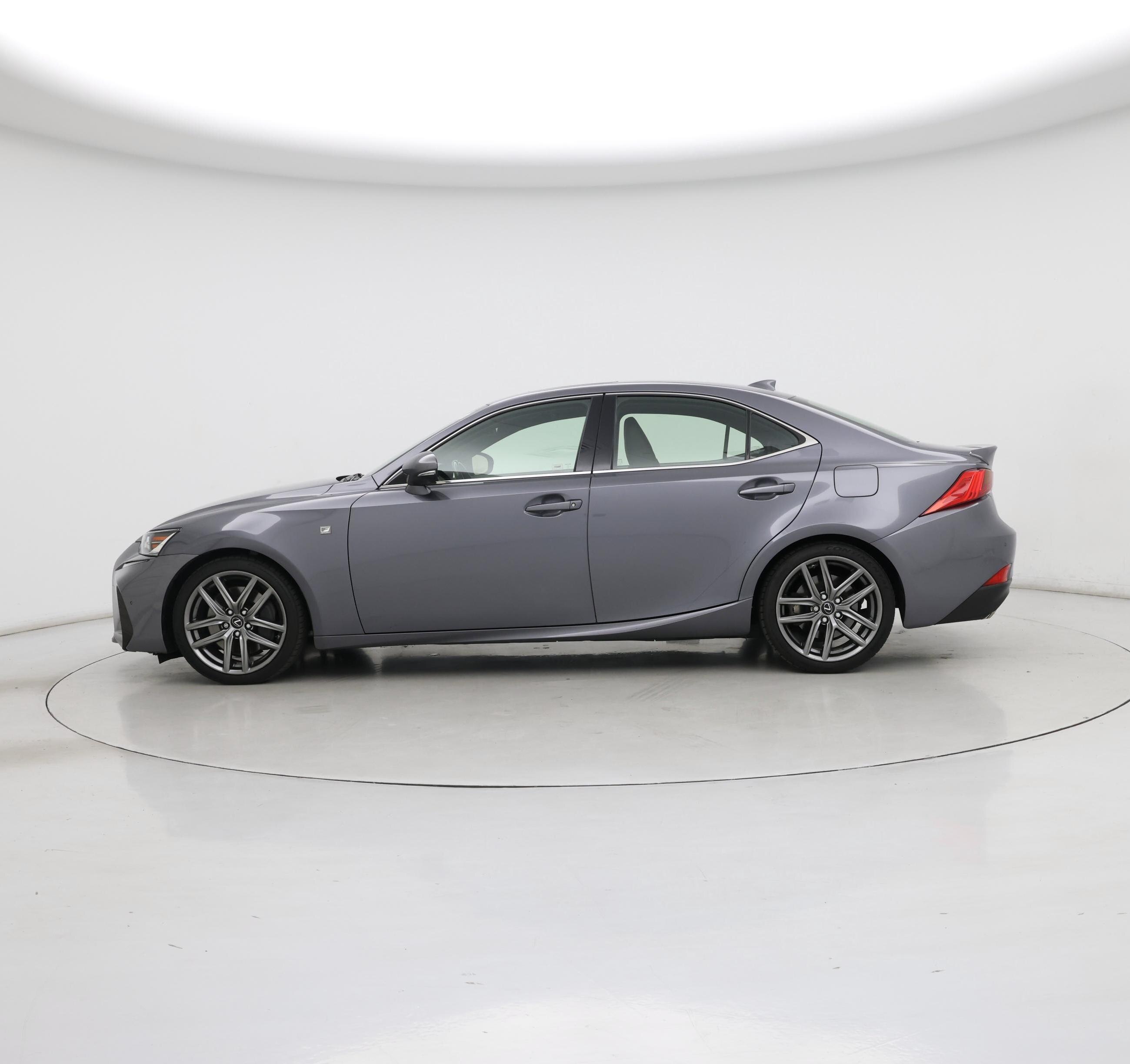 Thumbnail: 2018 Lexus IS - 3