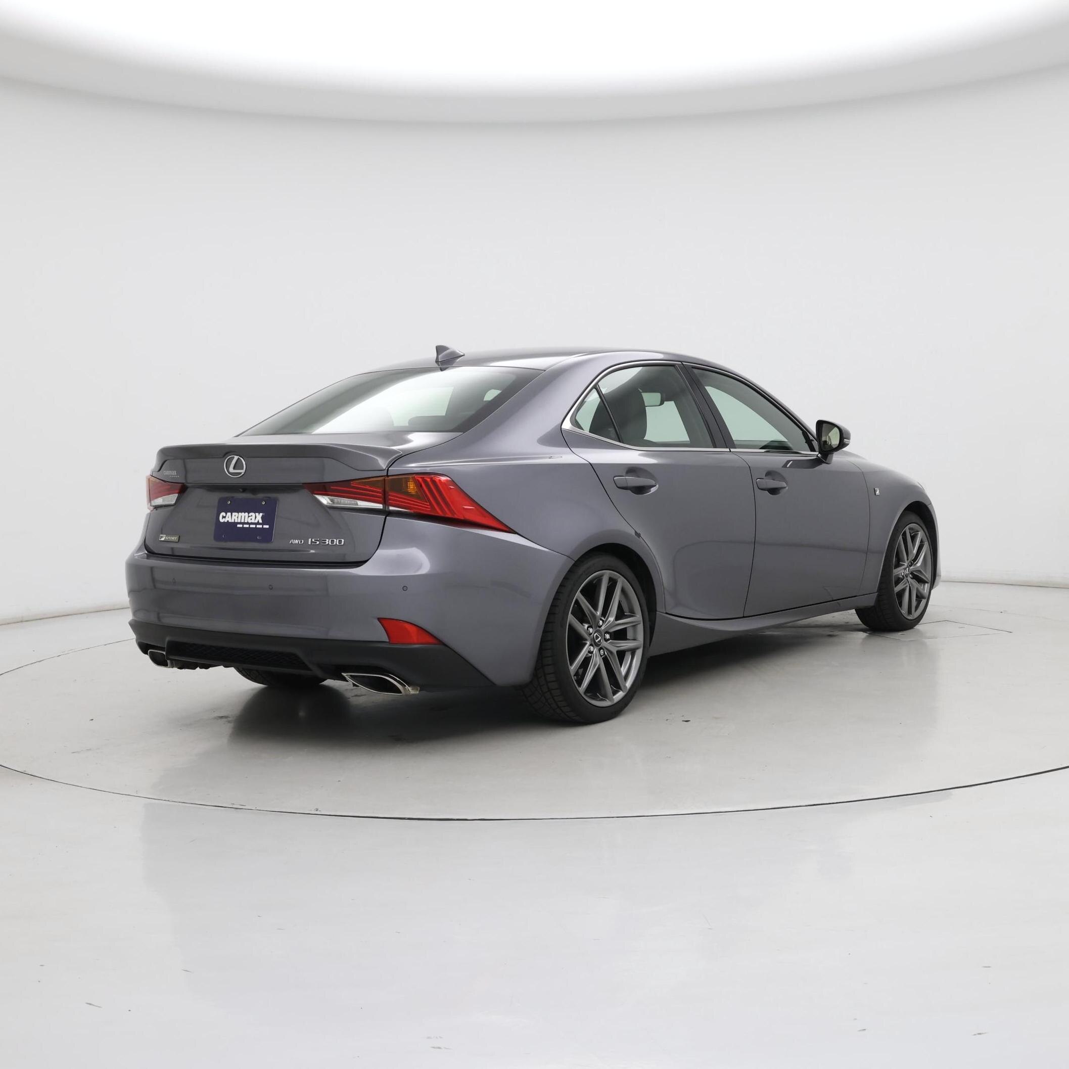 Thumbnail: 2018 Lexus IS - 8