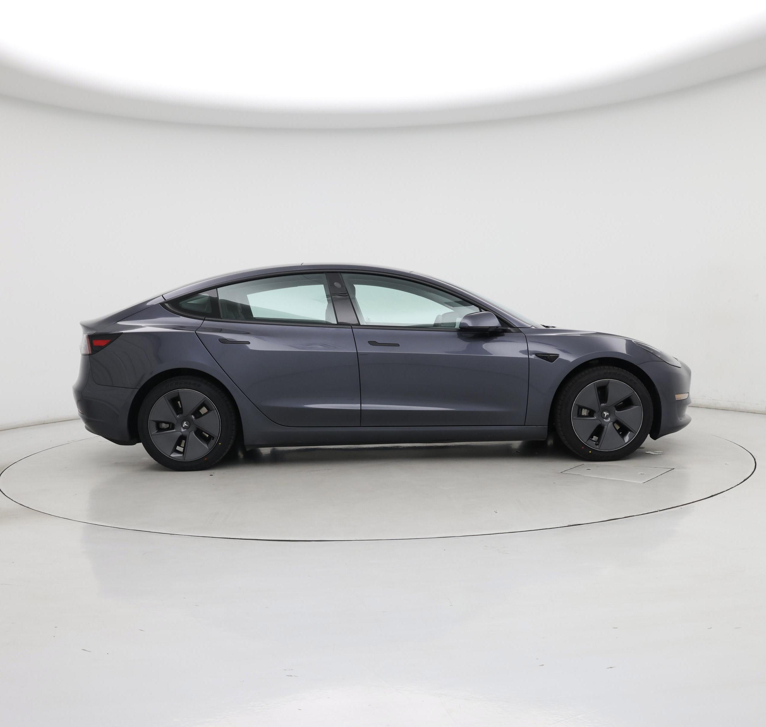 Thumbnail: 2022 Tesla Model 3 - 7