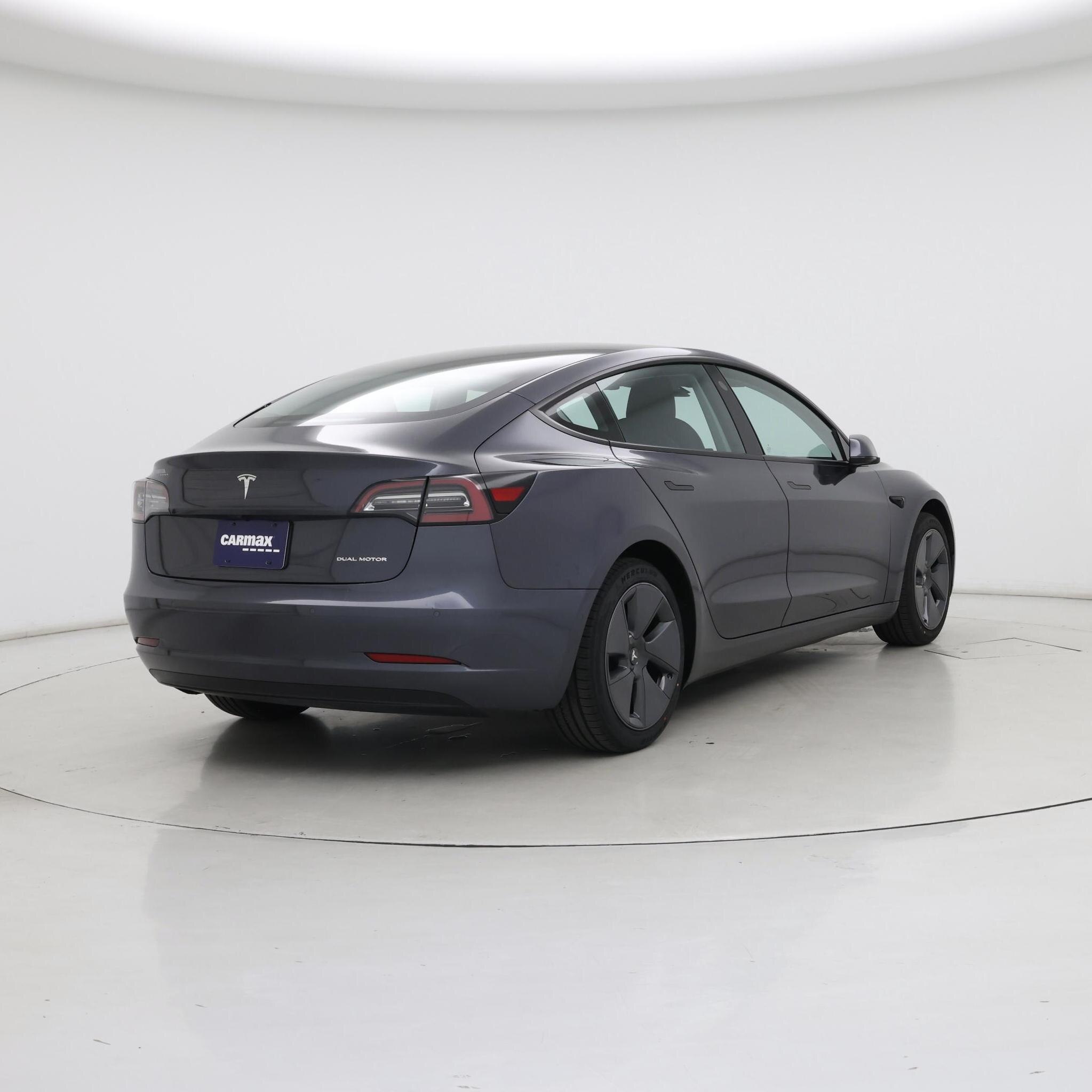 Thumbnail: 2022 Tesla Model 3 - 8