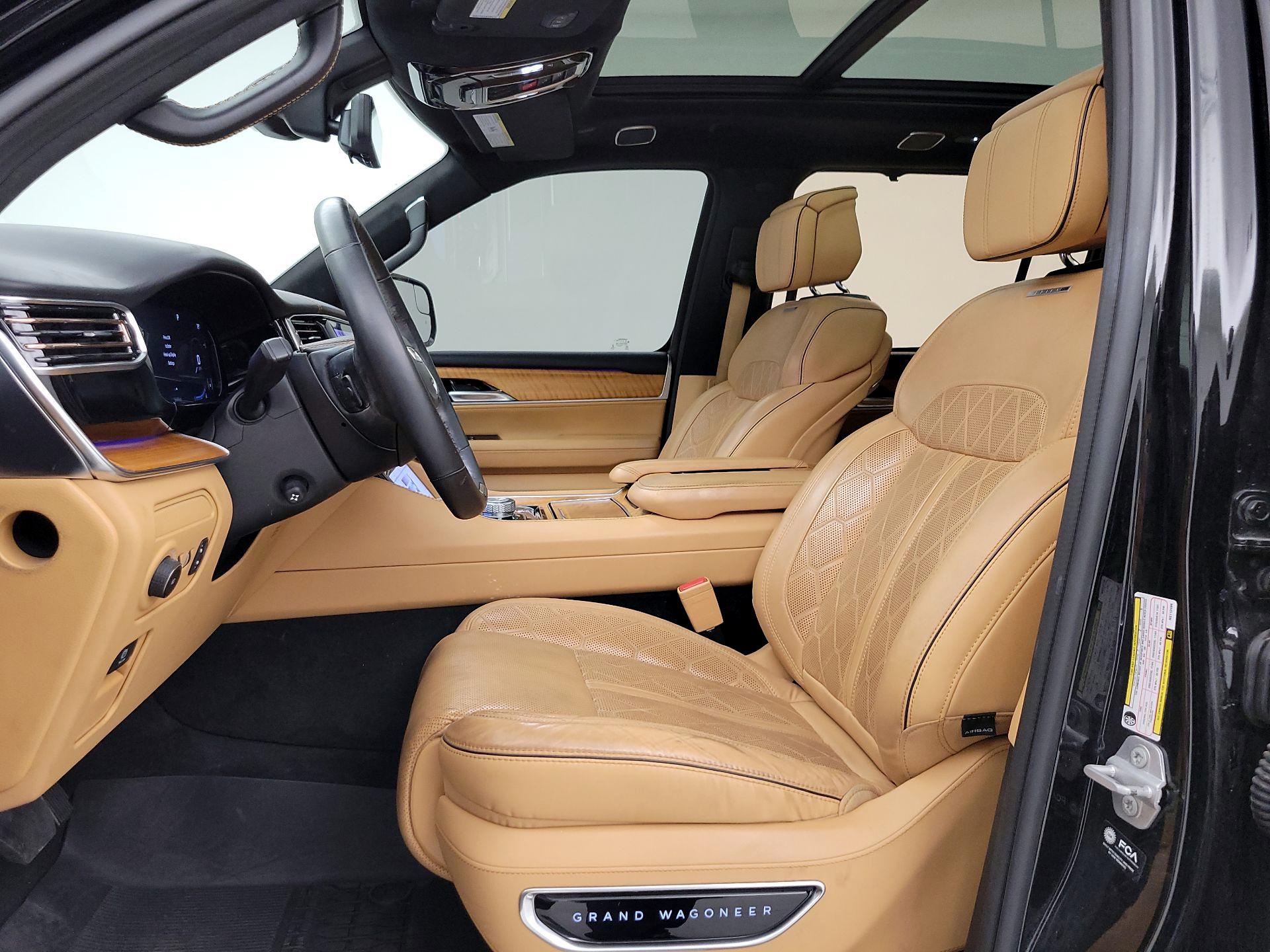 Thumbnail: 2022 Jeep Grand Wagoneer - 11
