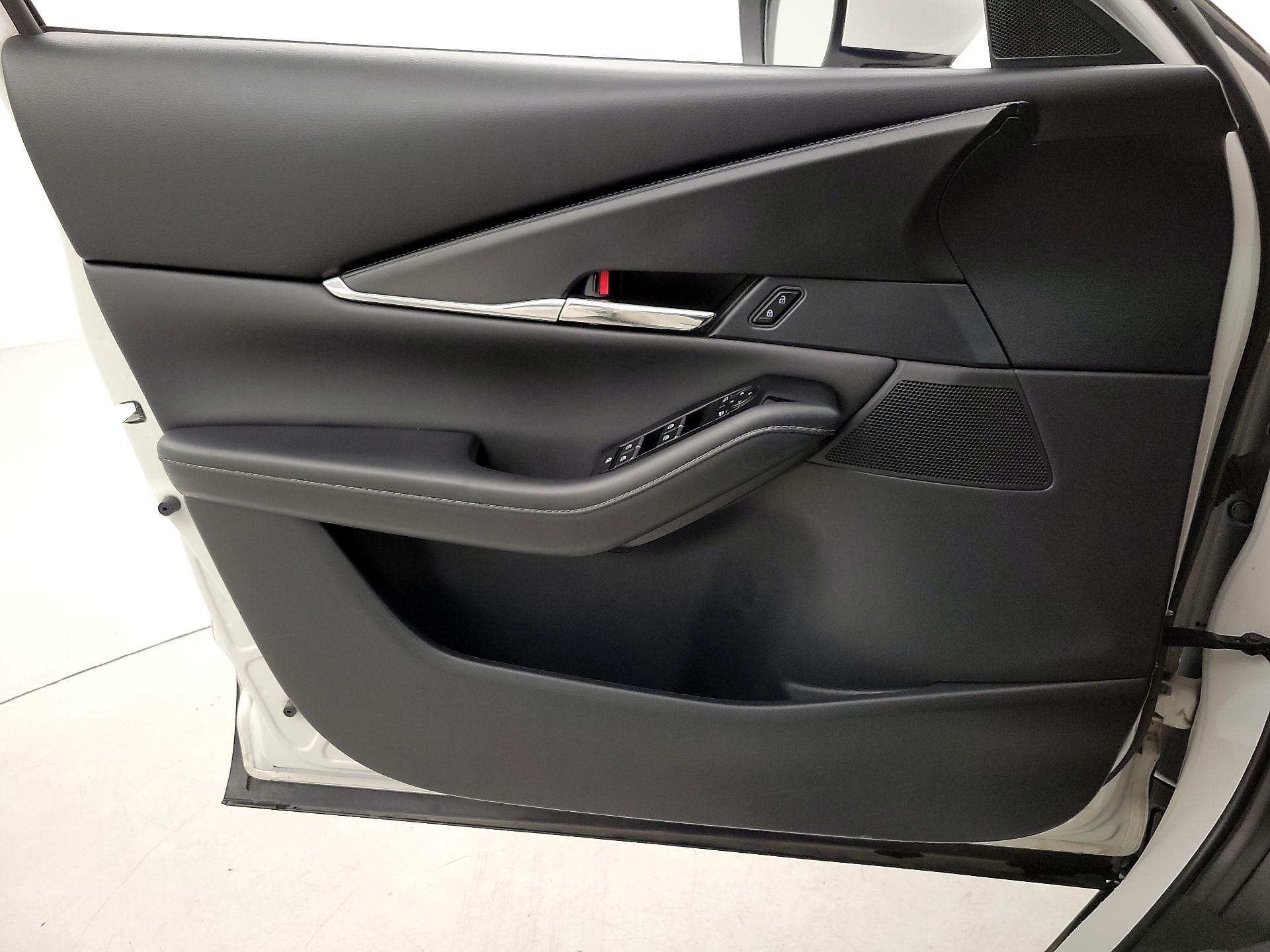 Thumbnail: 2022 Mazda CX-30 - 12