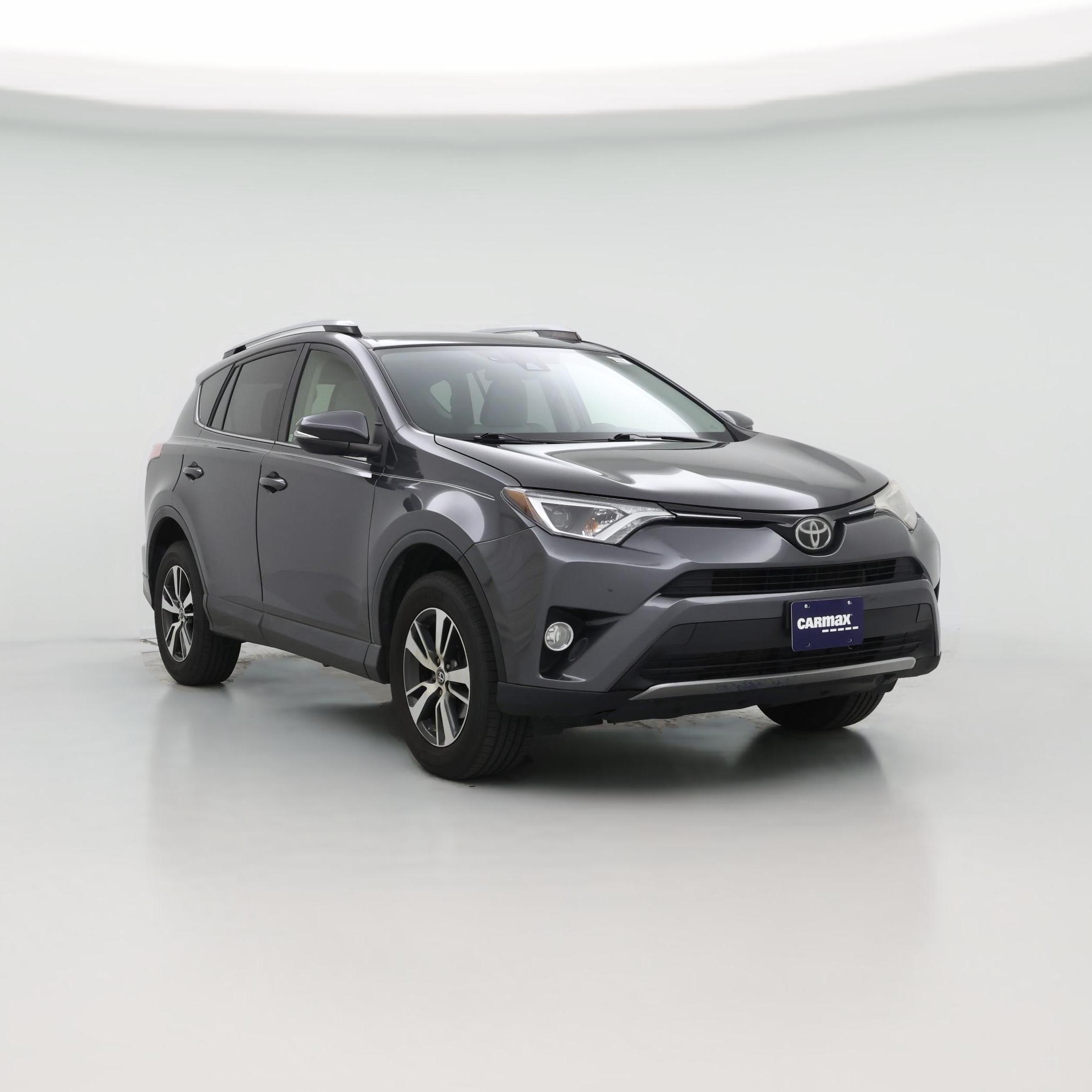 Thumbnail: 2017 Toyota RAV4 - 1