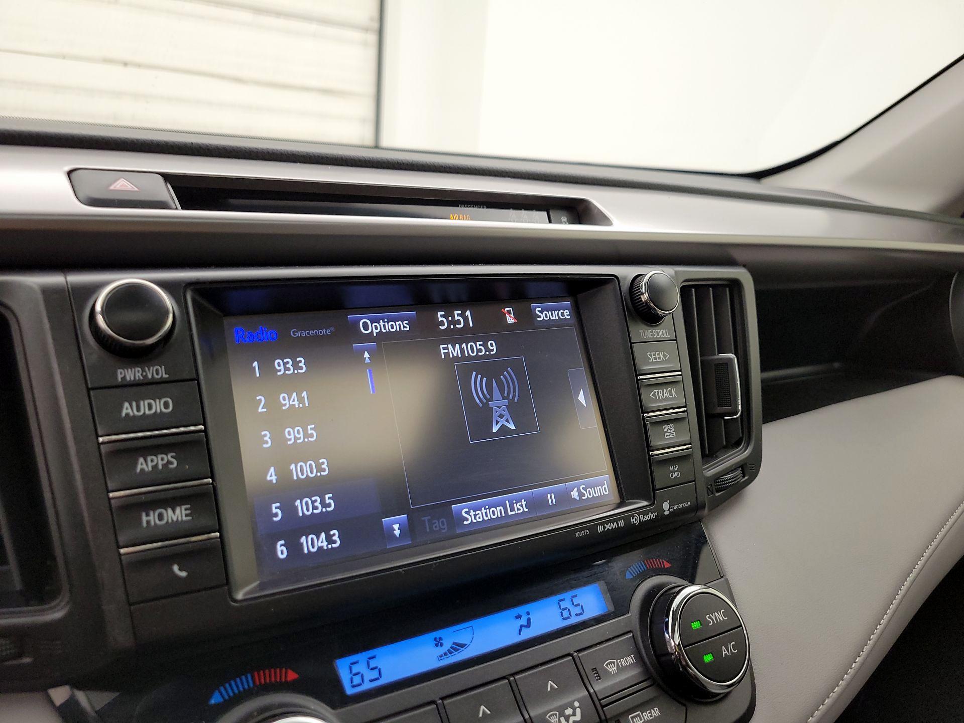 Thumbnail: 2017 Toyota RAV4 - 15