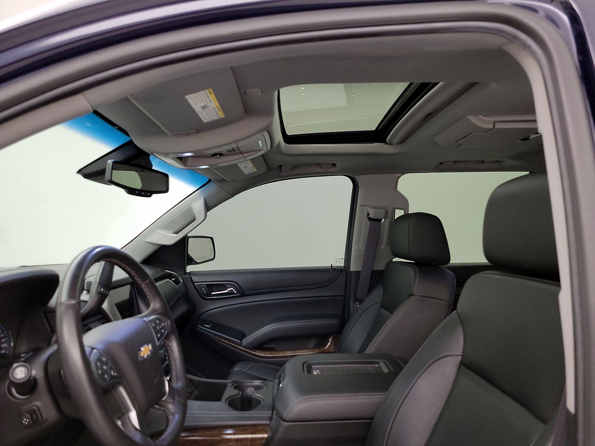 Thumbnail: 2017 Chevrolet Tahoe - 20