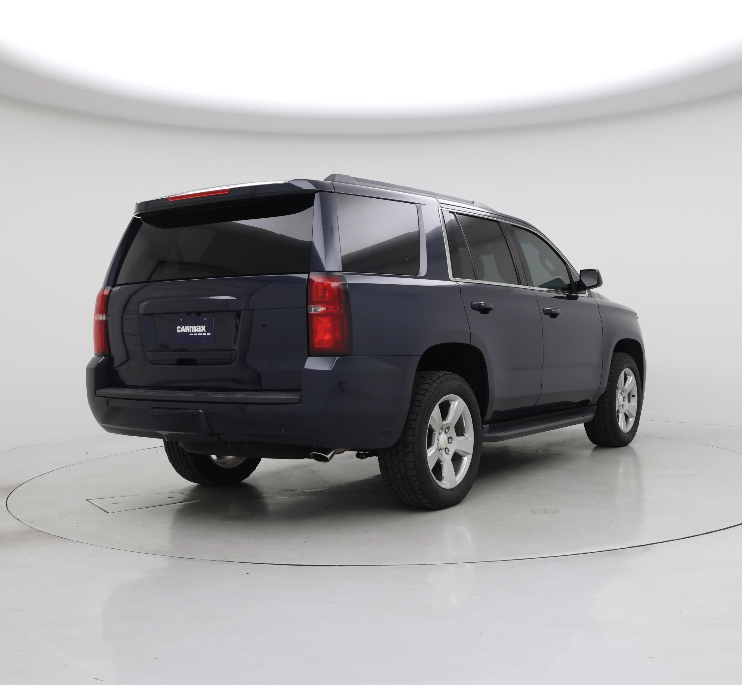 Thumbnail: 2017 Chevrolet Tahoe - 8