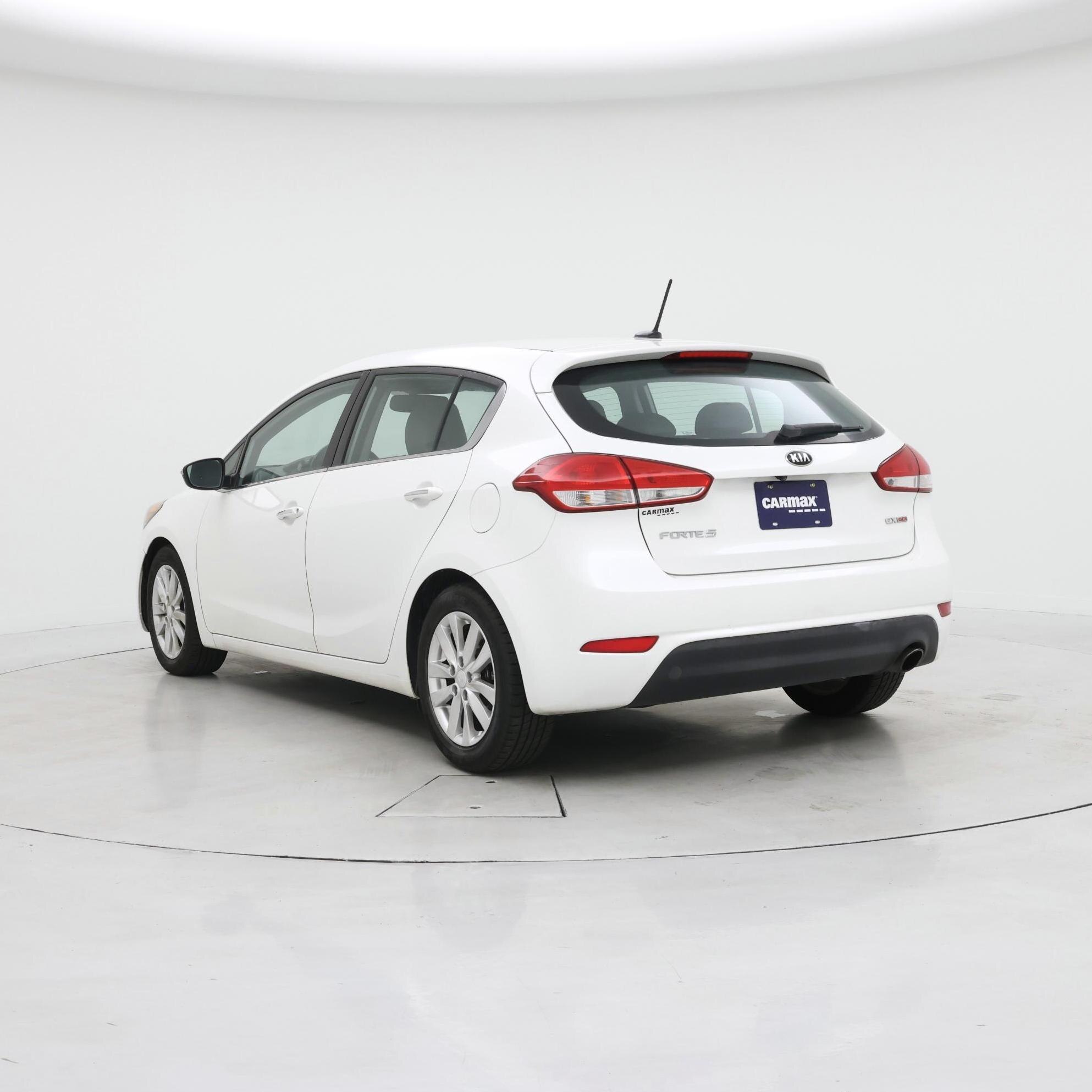 Thumbnail: 2015 Kia Forte - 2