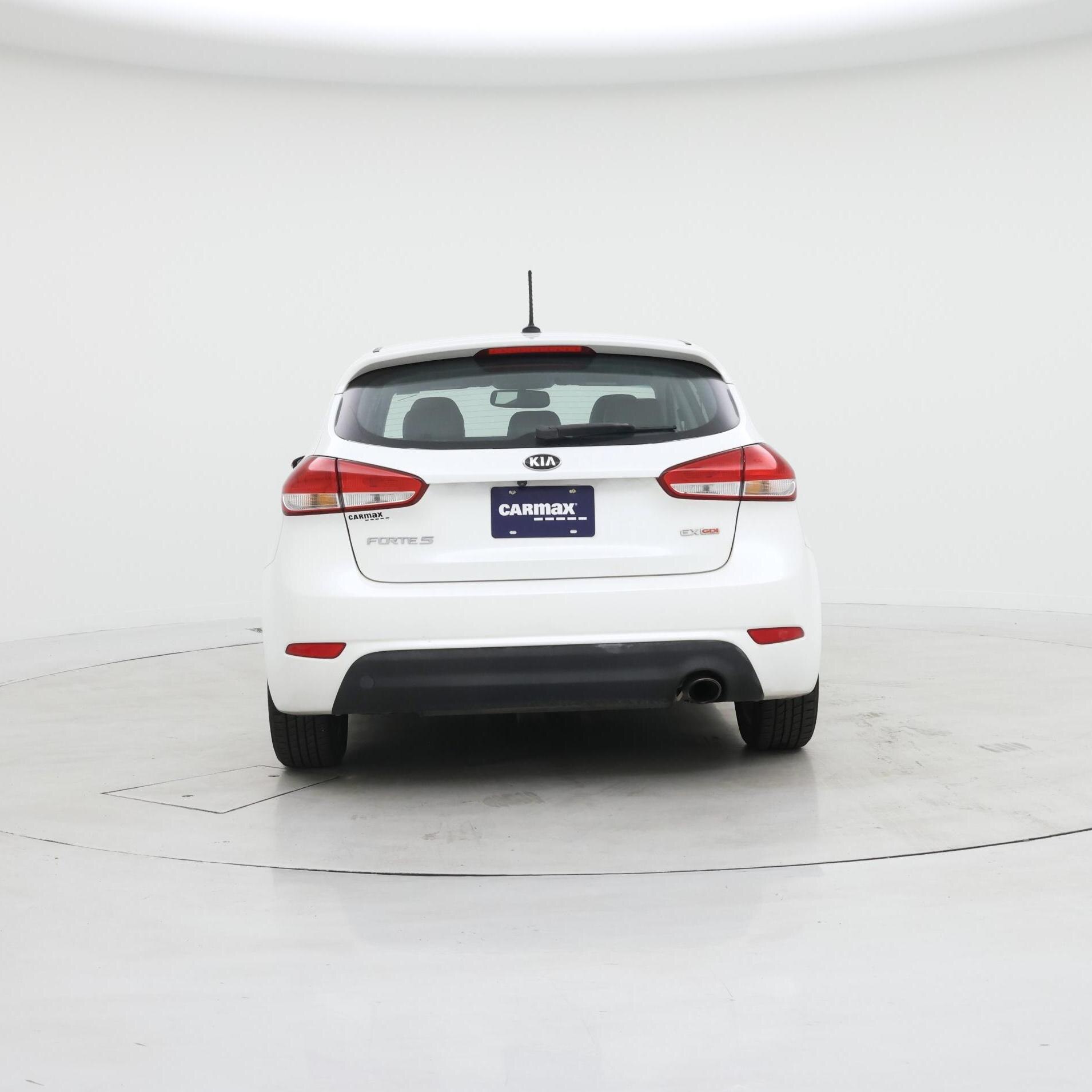 Thumbnail: 2015 Kia Forte - 6