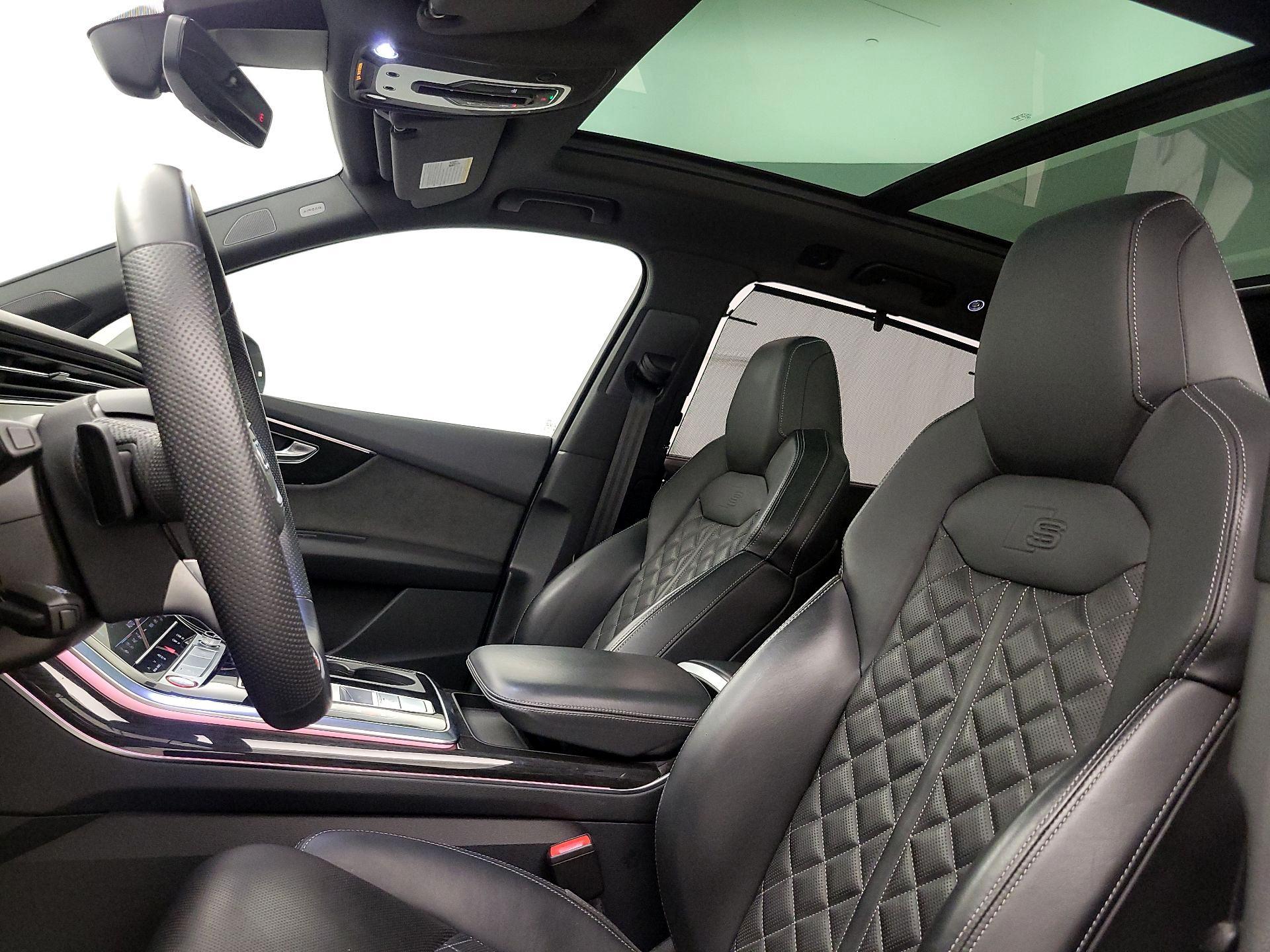 Thumbnail: 2020 Audi SQ7 - 20