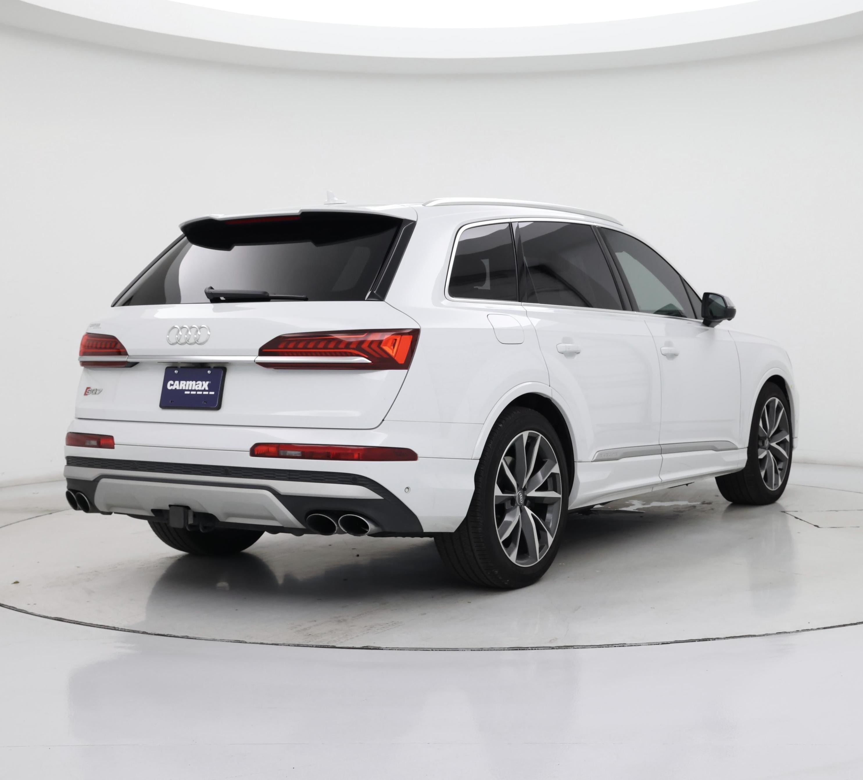 Thumbnail: 2020 Audi SQ7 - 8