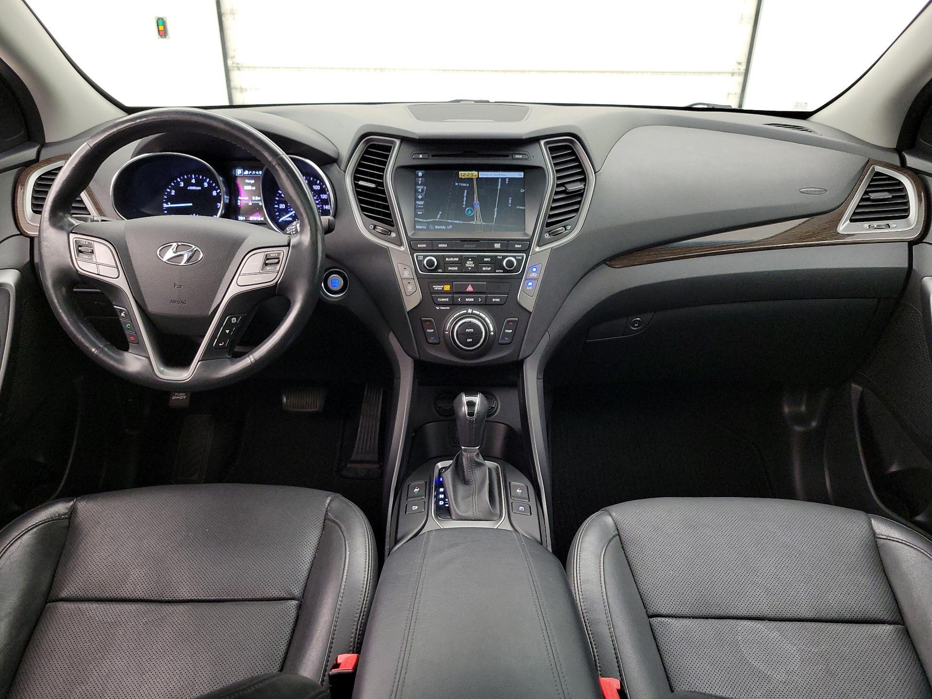 Thumbnail: 2017 Hyundai Santa Fe - 9