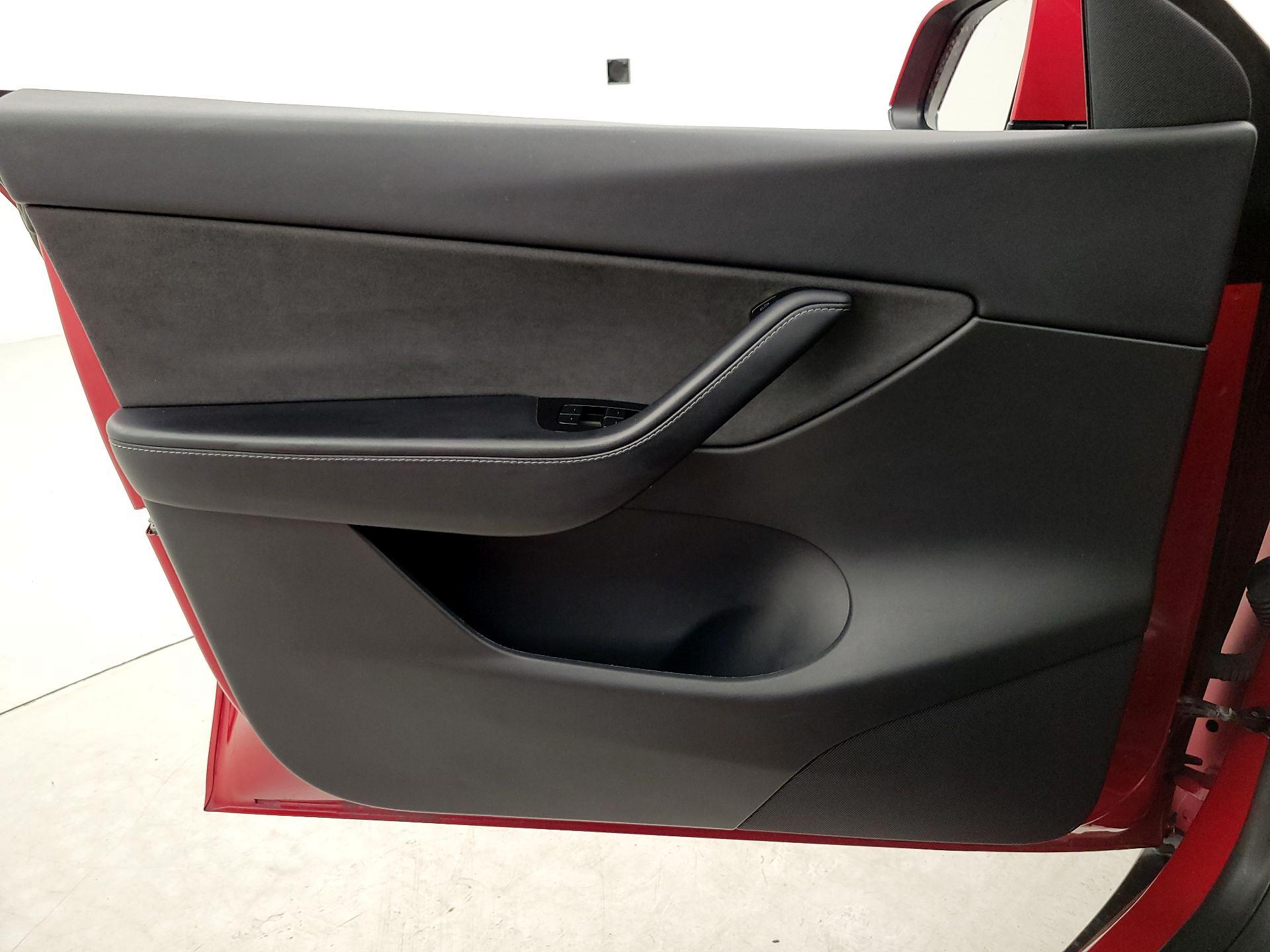 Thumbnail: 2020 Tesla Model Y - 12
