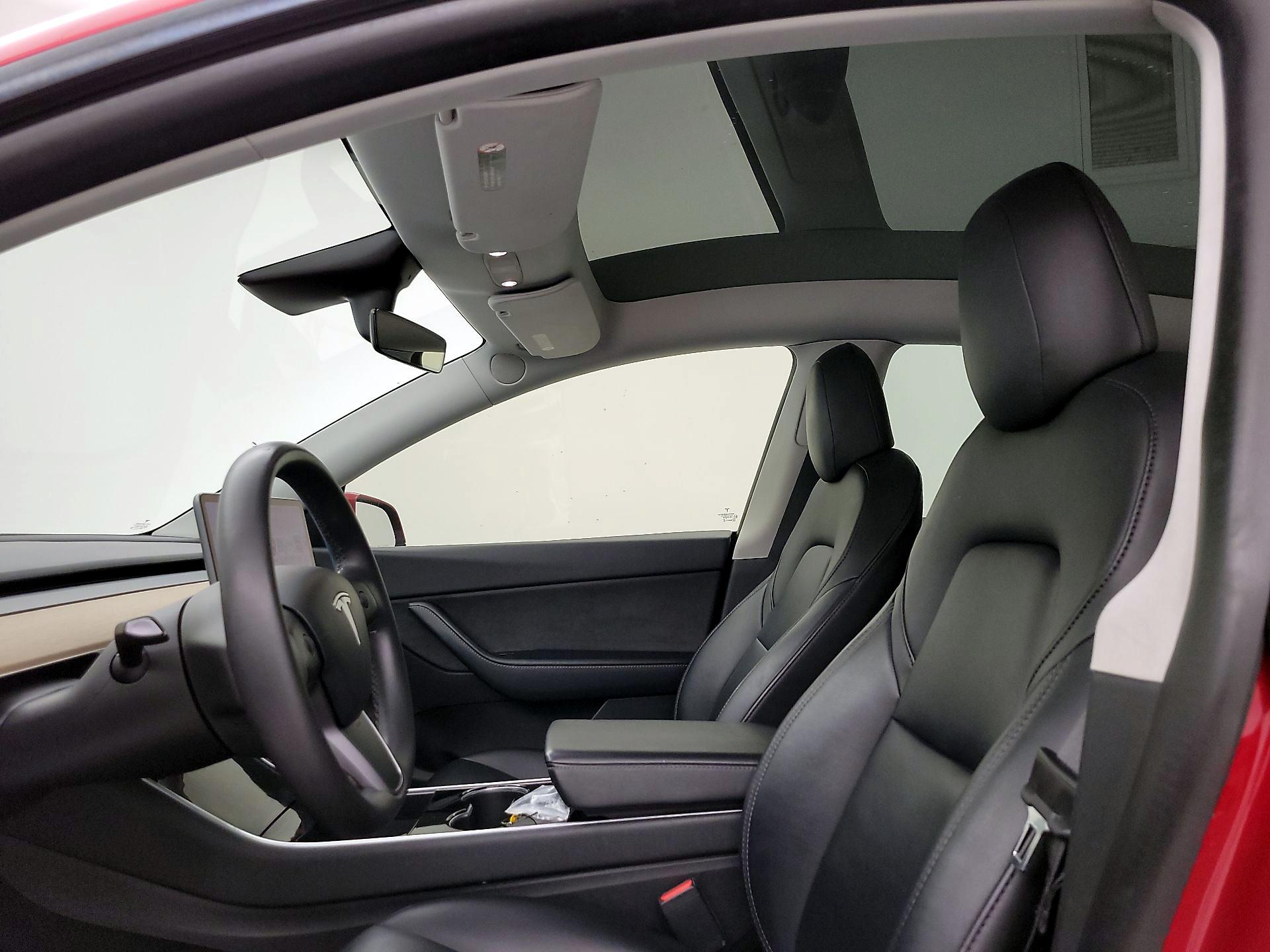 Thumbnail: 2020 Tesla Model Y - 18