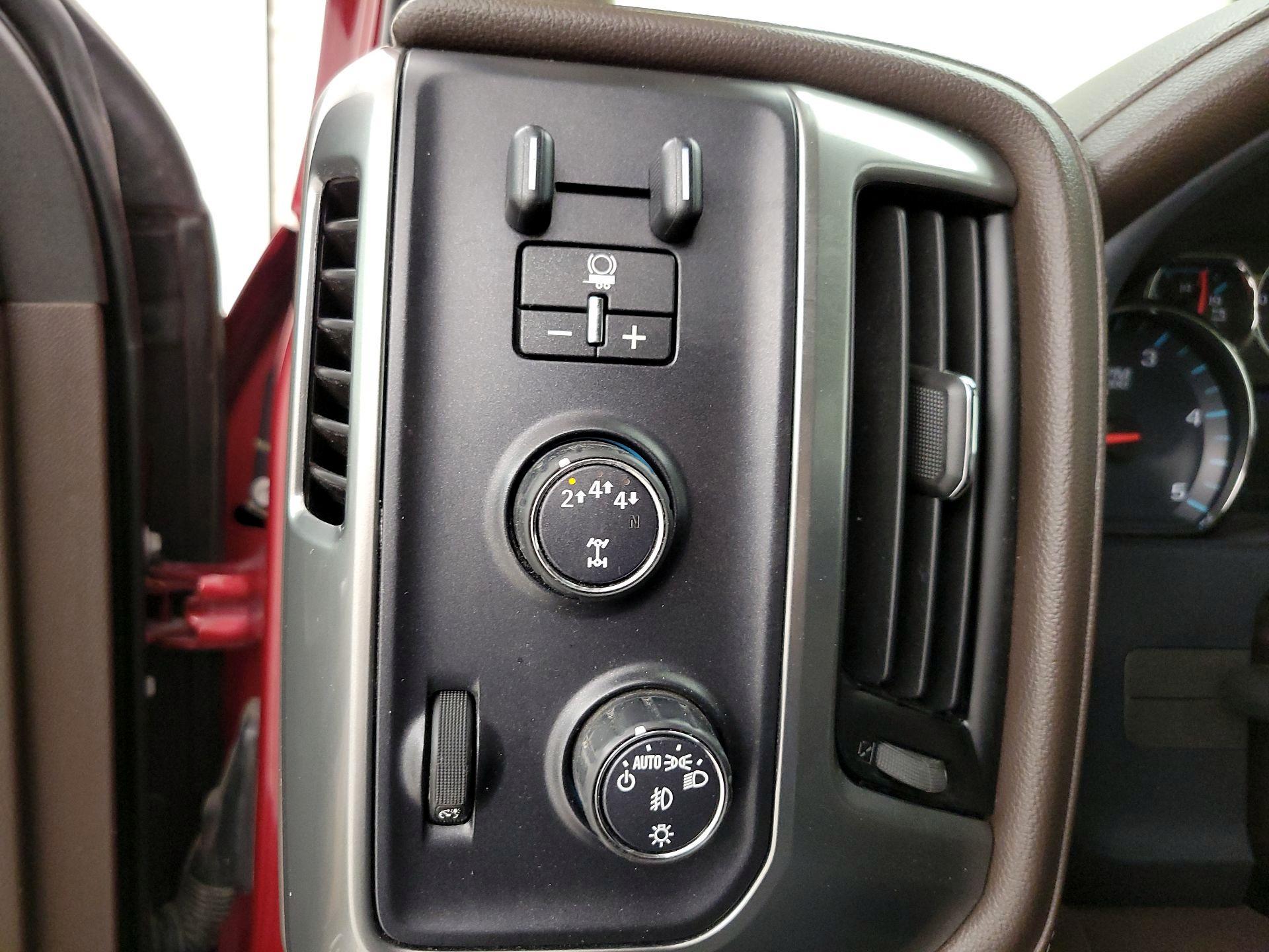 Thumbnail: 2019 Chevrolet Silverado 3500 - 13