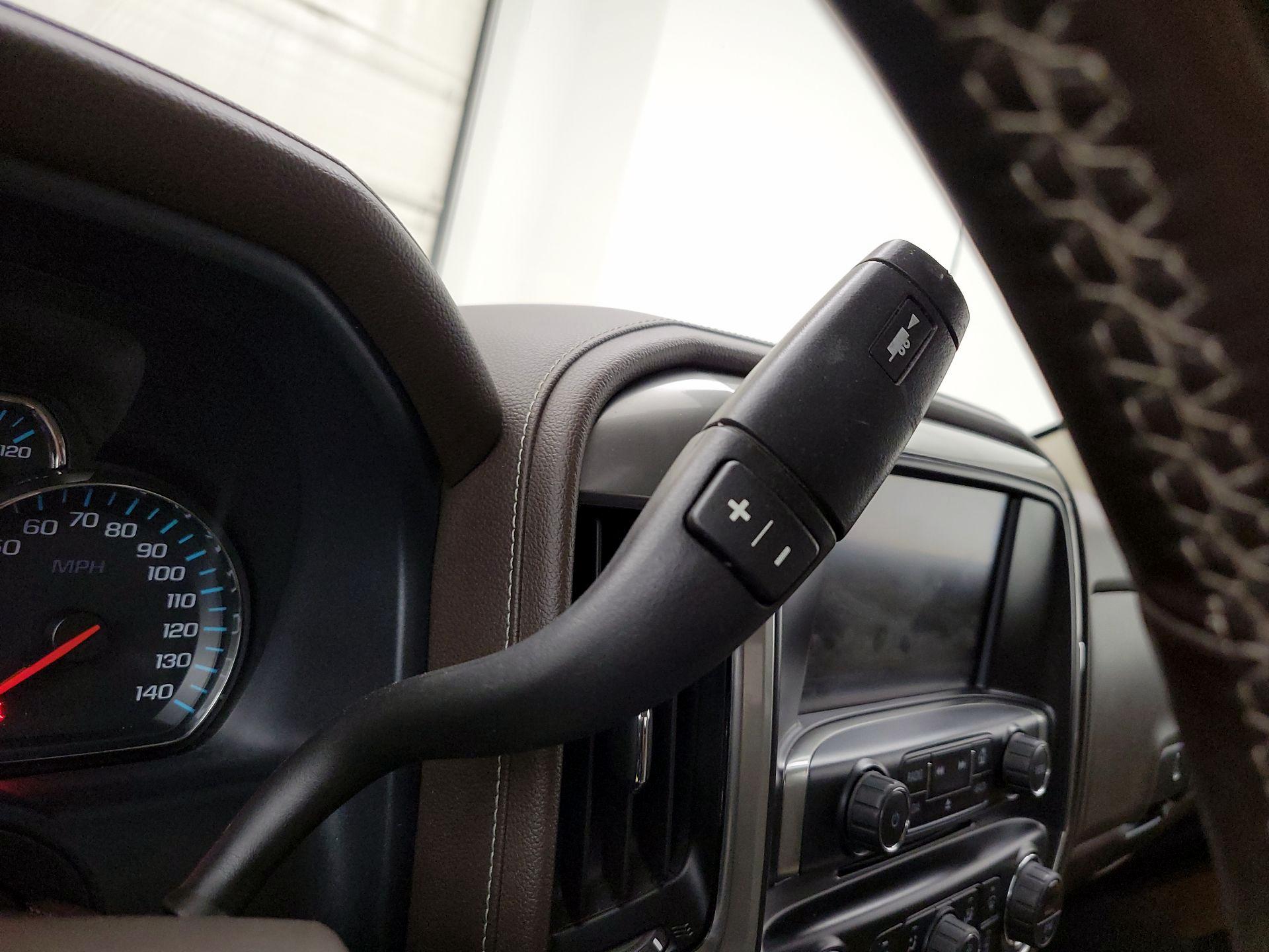 Thumbnail: 2019 Chevrolet Silverado 3500 - 18