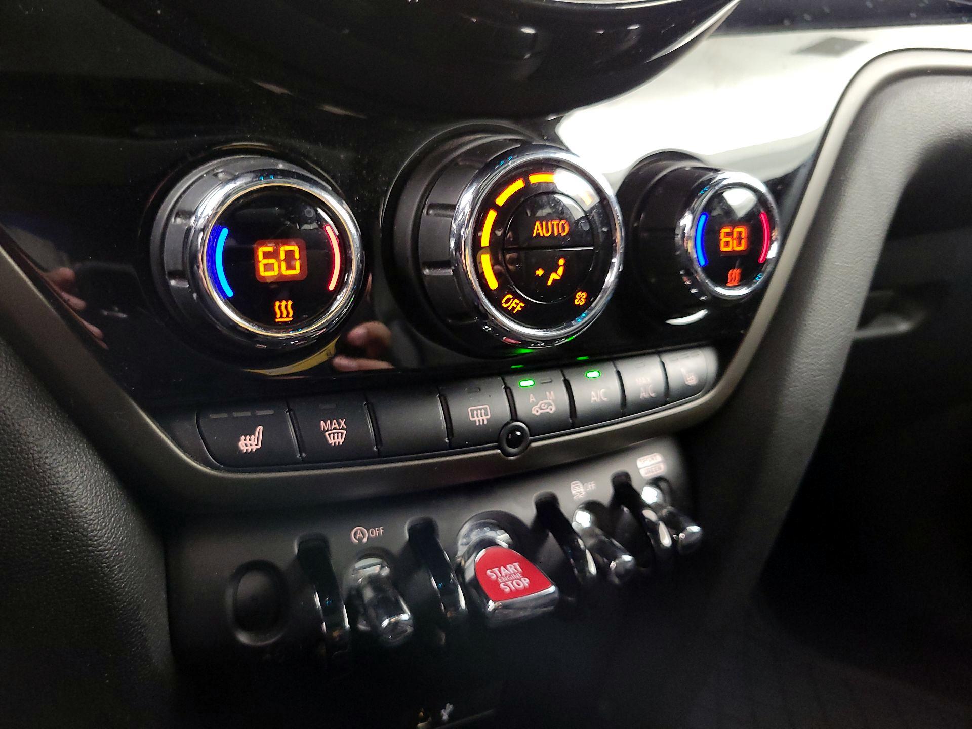Thumbnail: 2020 MINI Cooper Countryman - 17