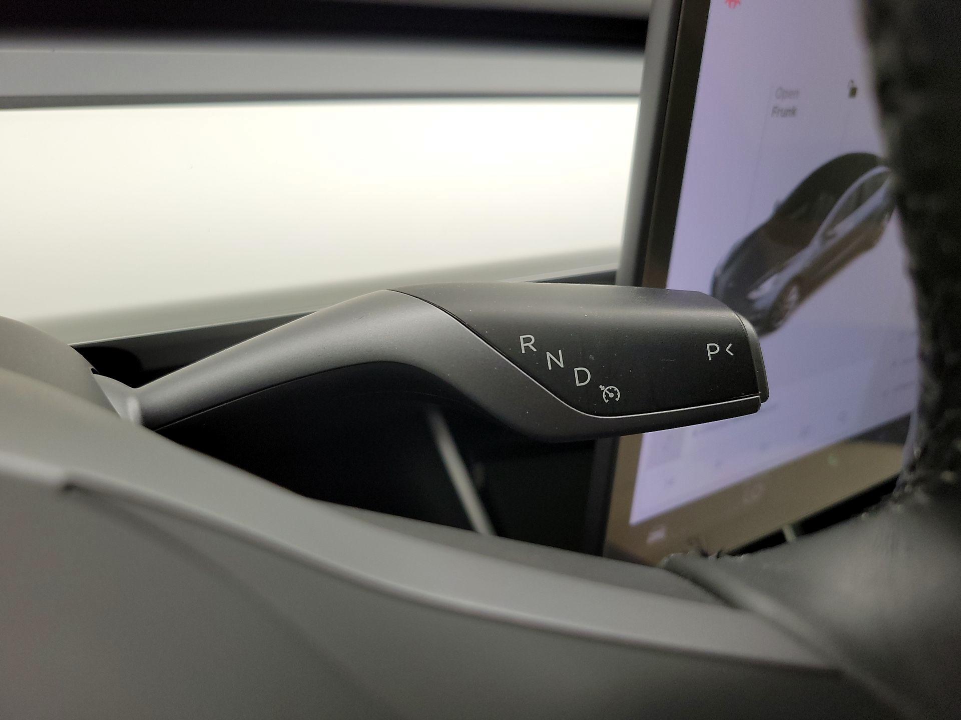 Thumbnail: 2019 Tesla Model 3 - 17