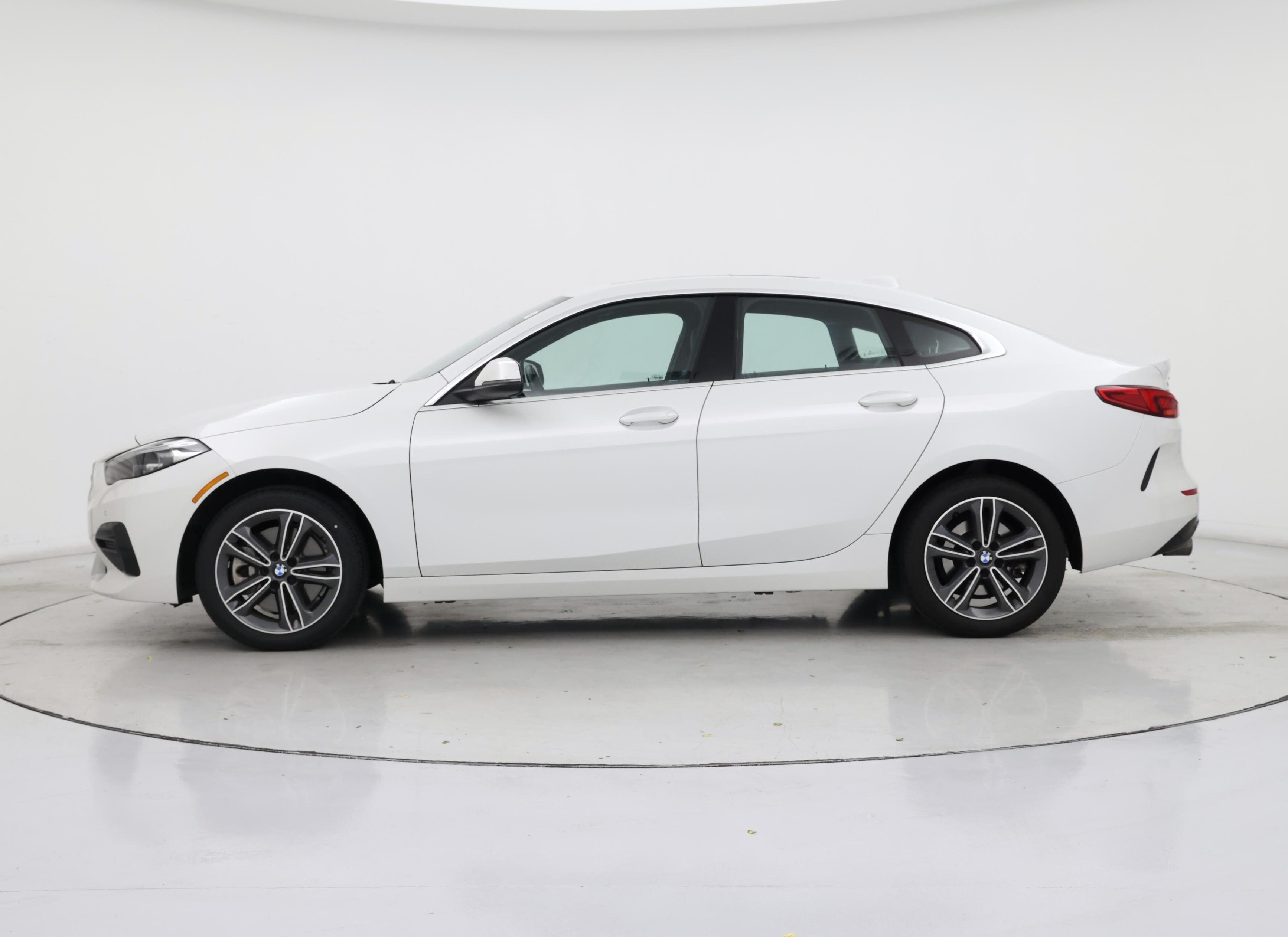 Thumbnail: 2024 BMW 2 Series - 3