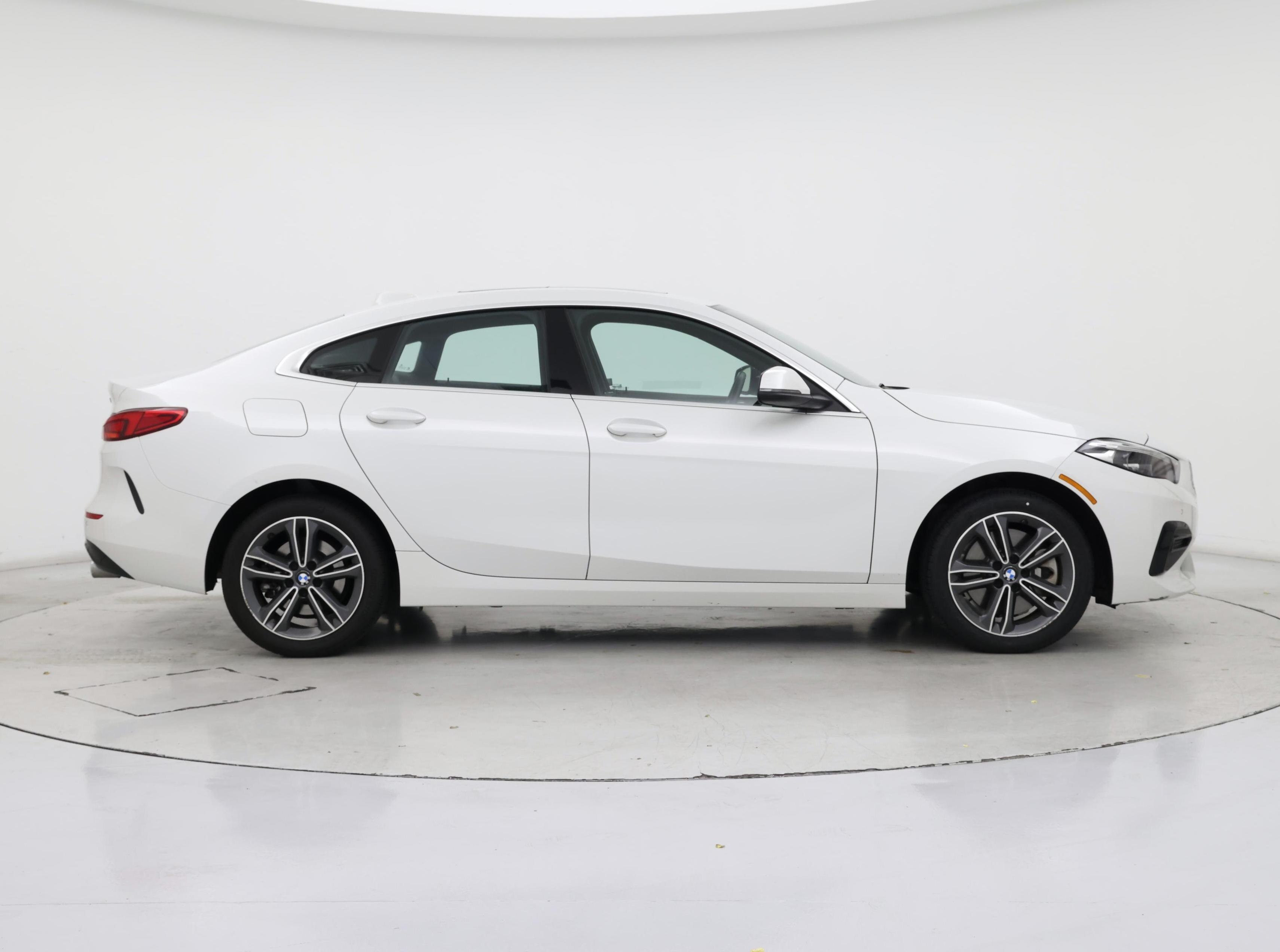 Thumbnail: 2024 BMW 2 Series - 7